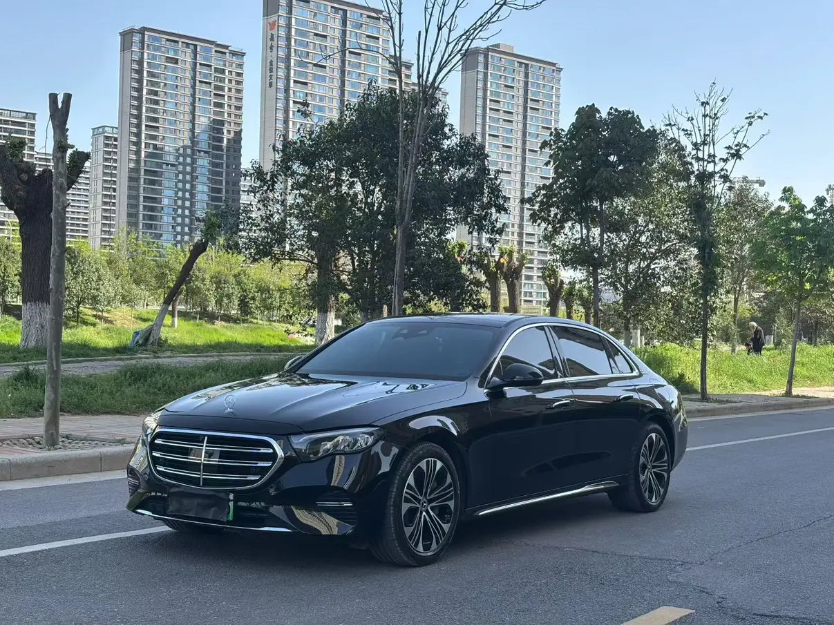 Mercedes-Benz E-Class PHEV