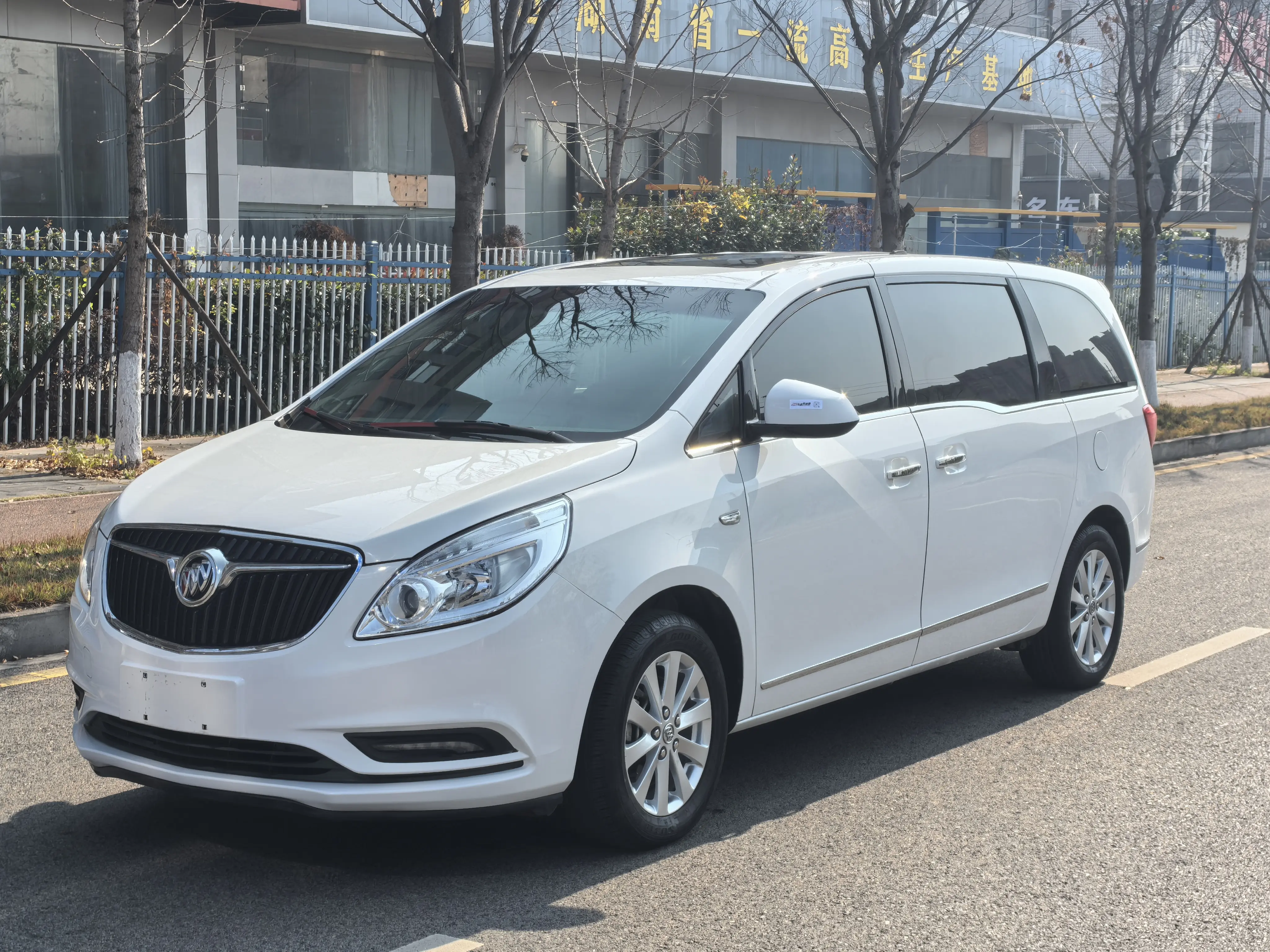 Buick GL8