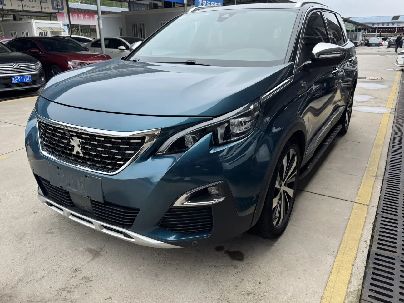Peugeot 5008