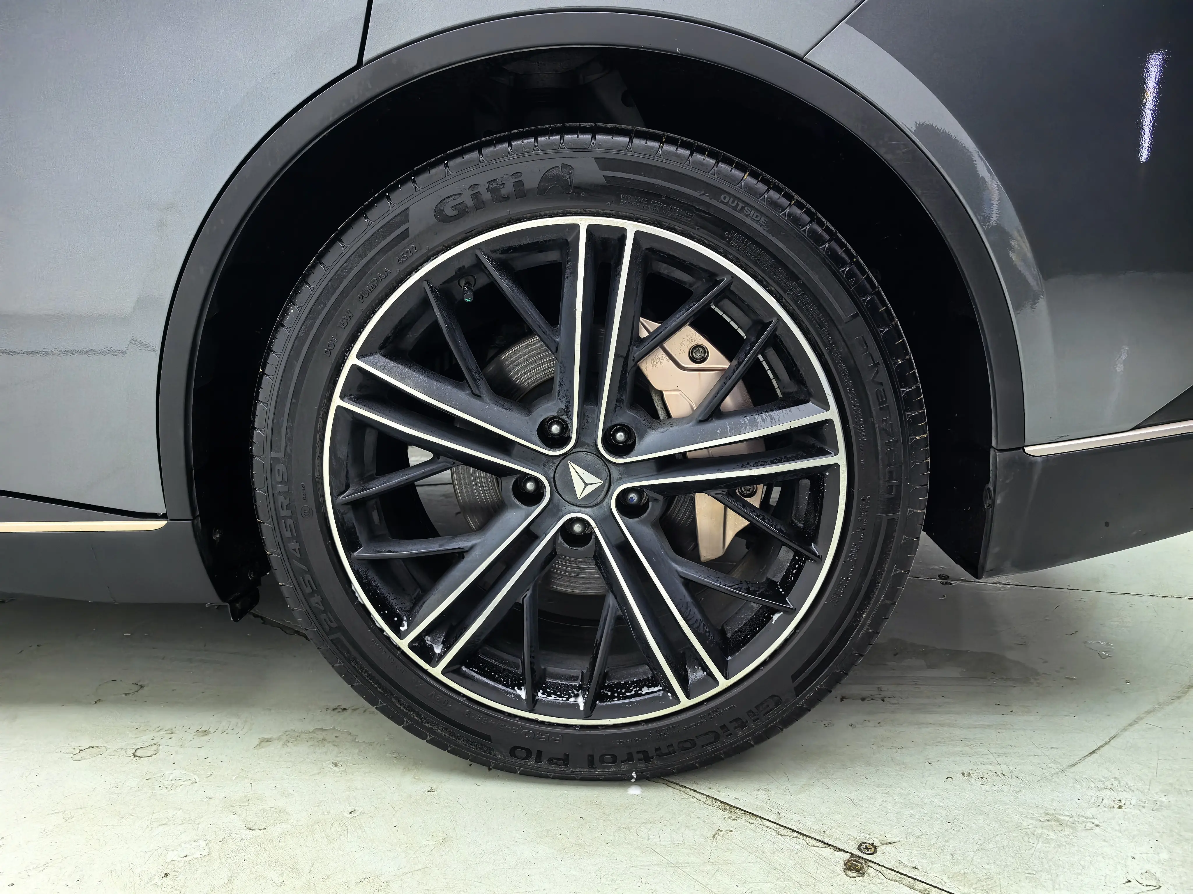 Deepal Dark blue SL03