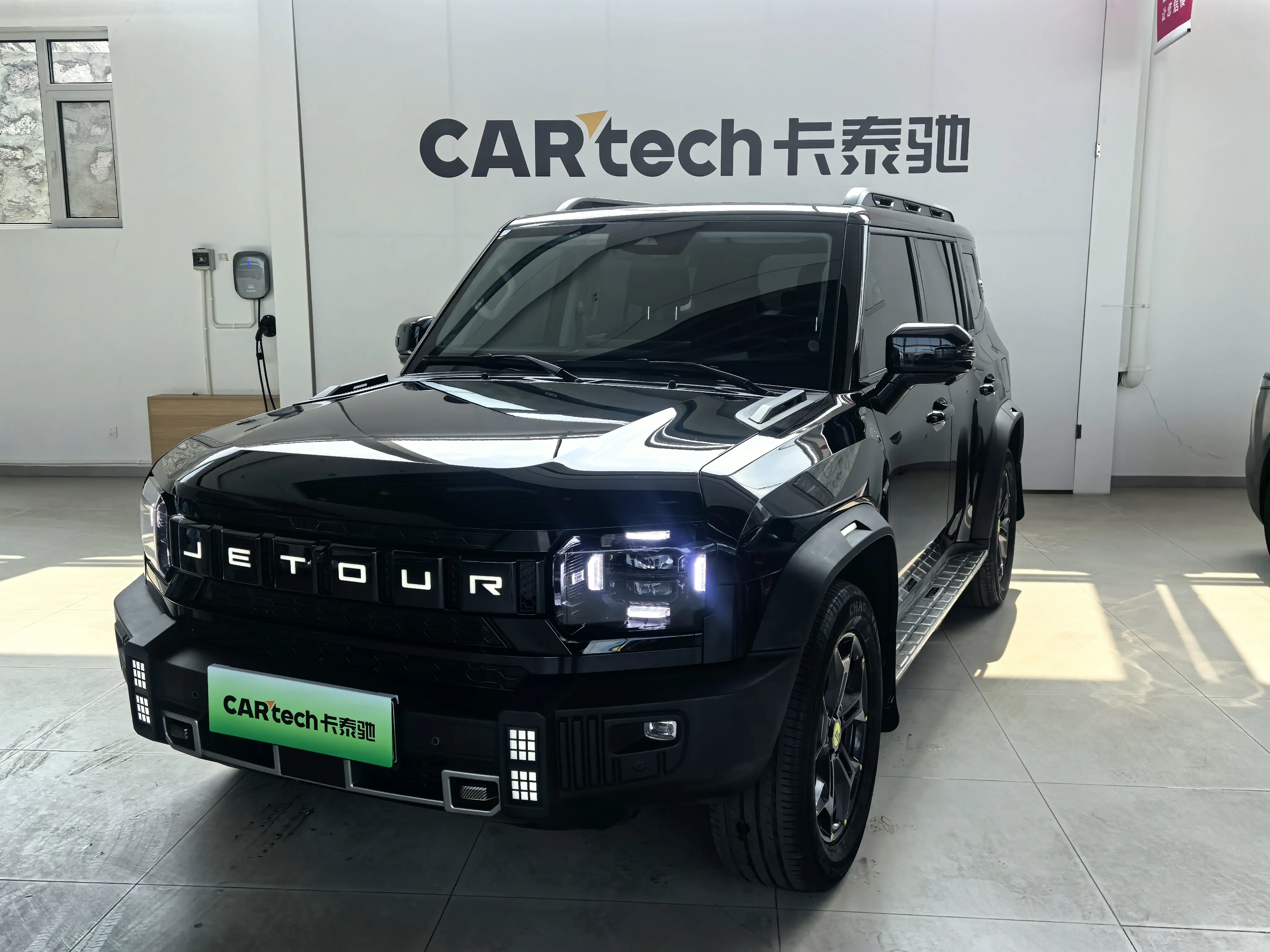 Jietu Shanhai Jetour Traveler C-DM