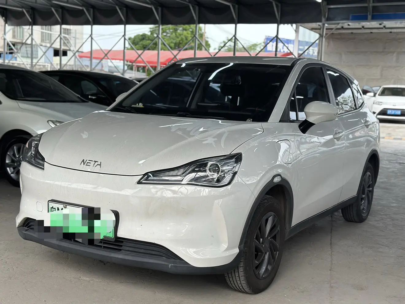 NETA Nezha V