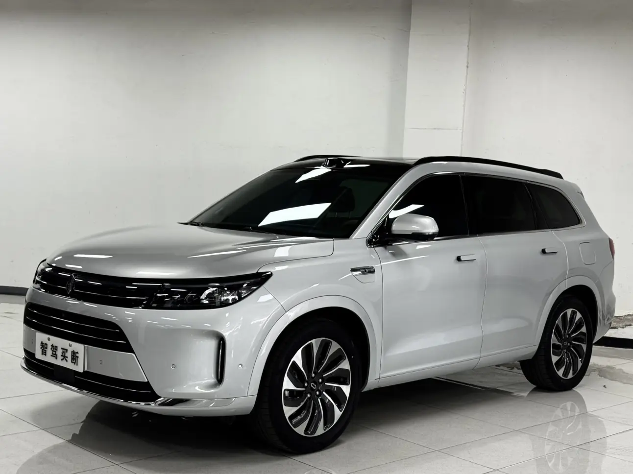 AITO M7