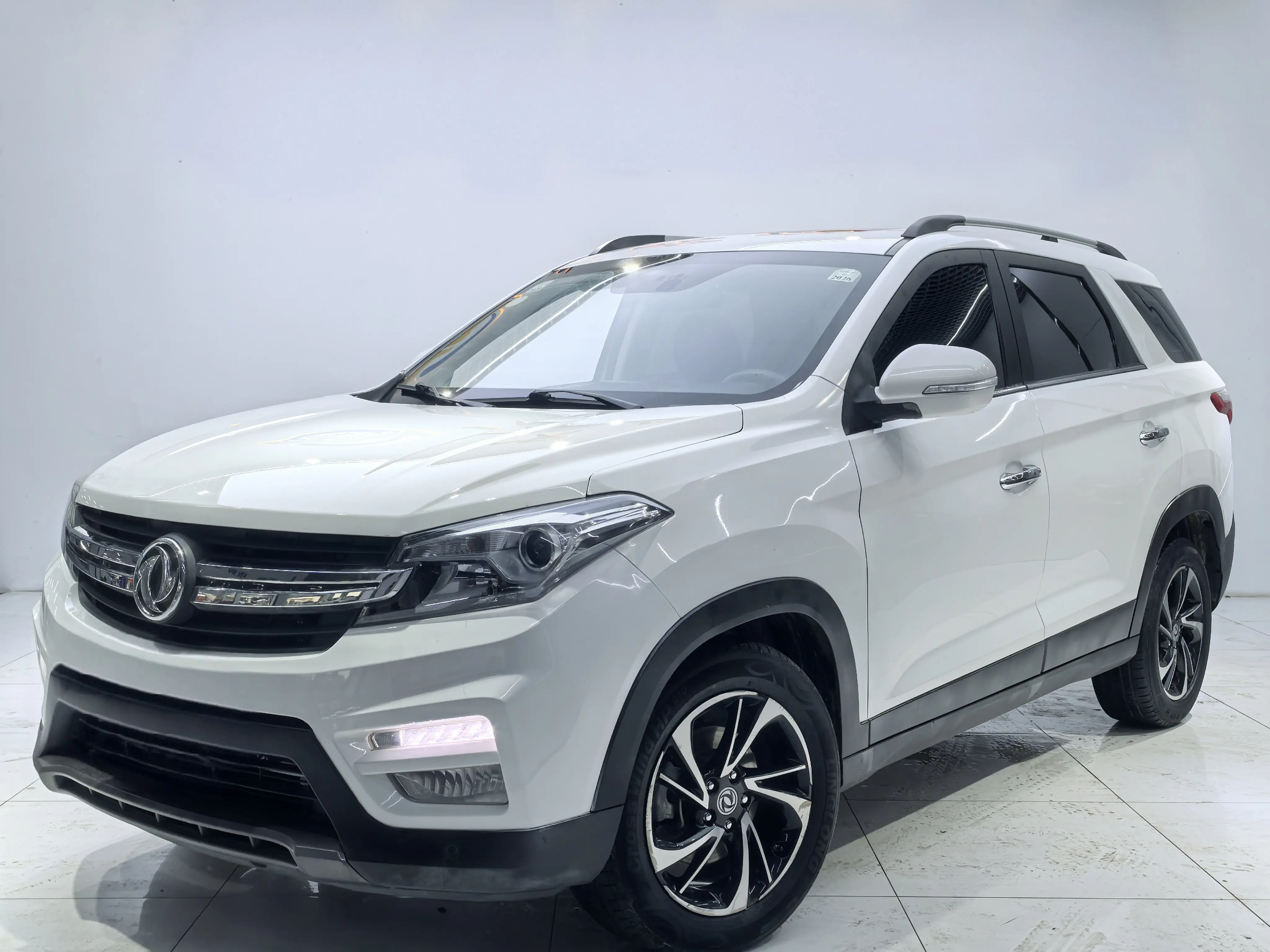 Dongfeng Scenery S560