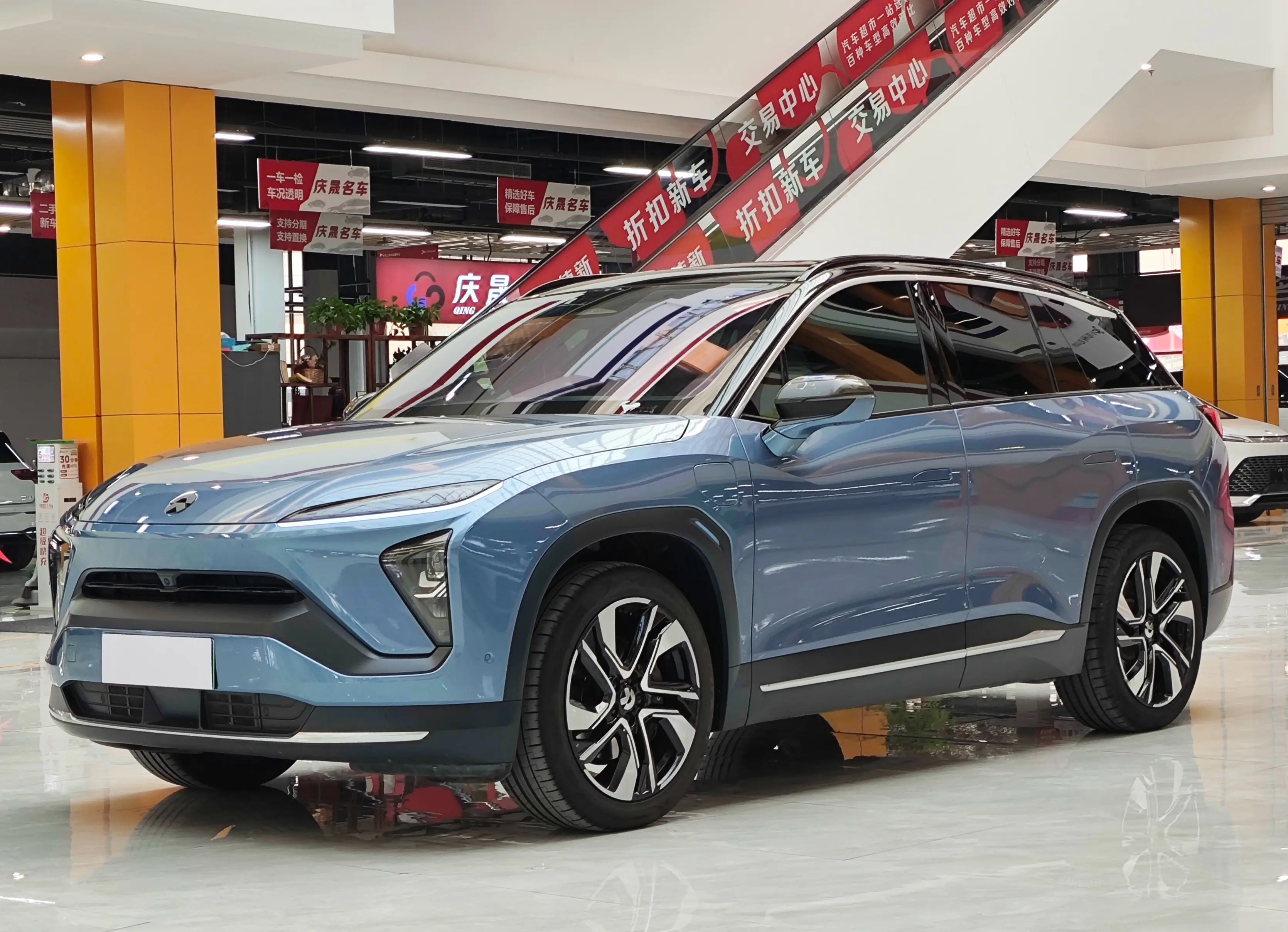 NIO ES6