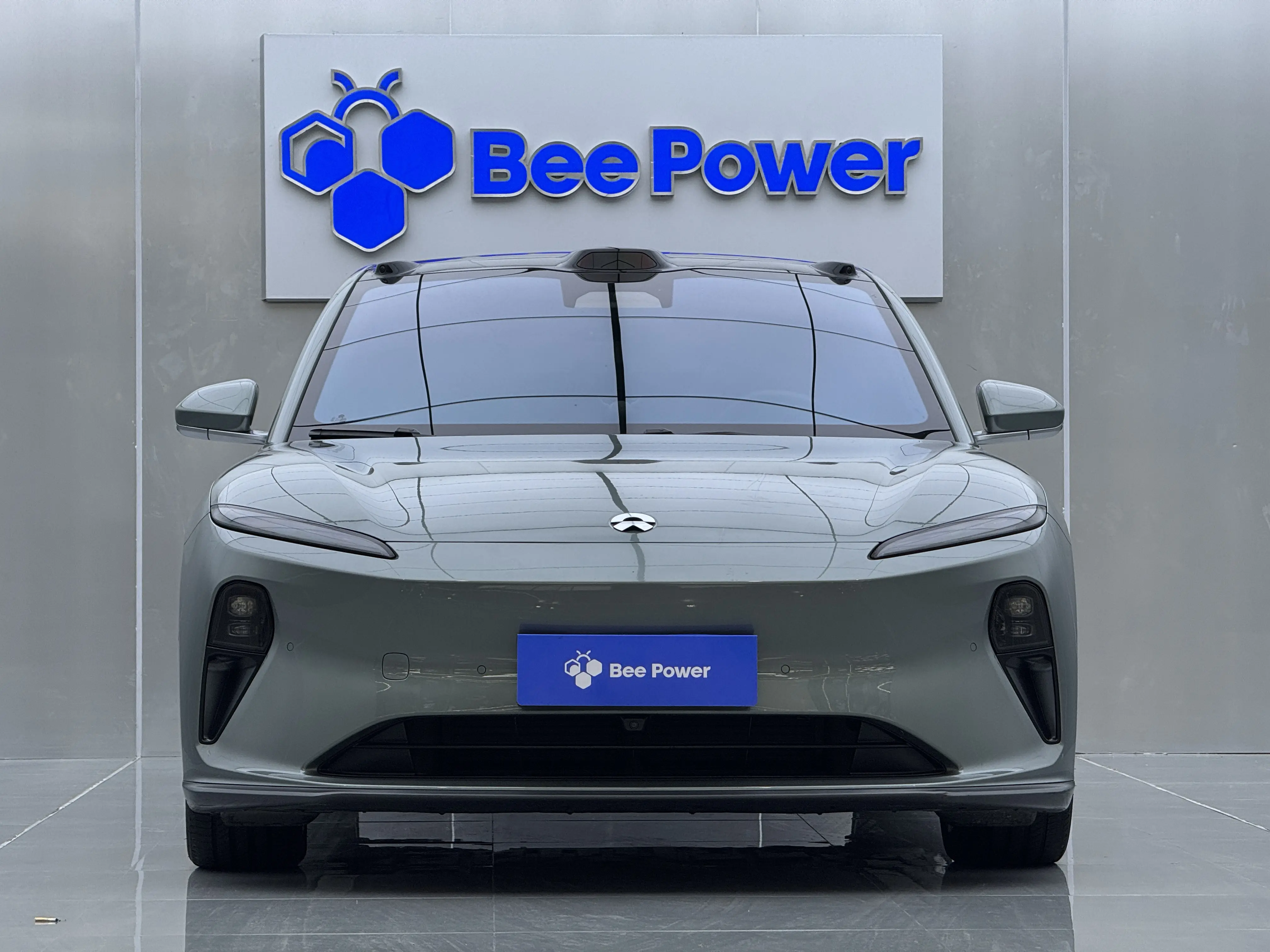 NIO ET5