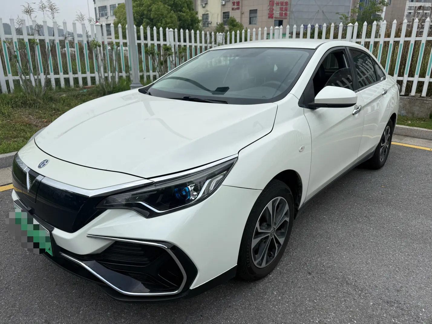 Kai Chen Venucia D60 EV