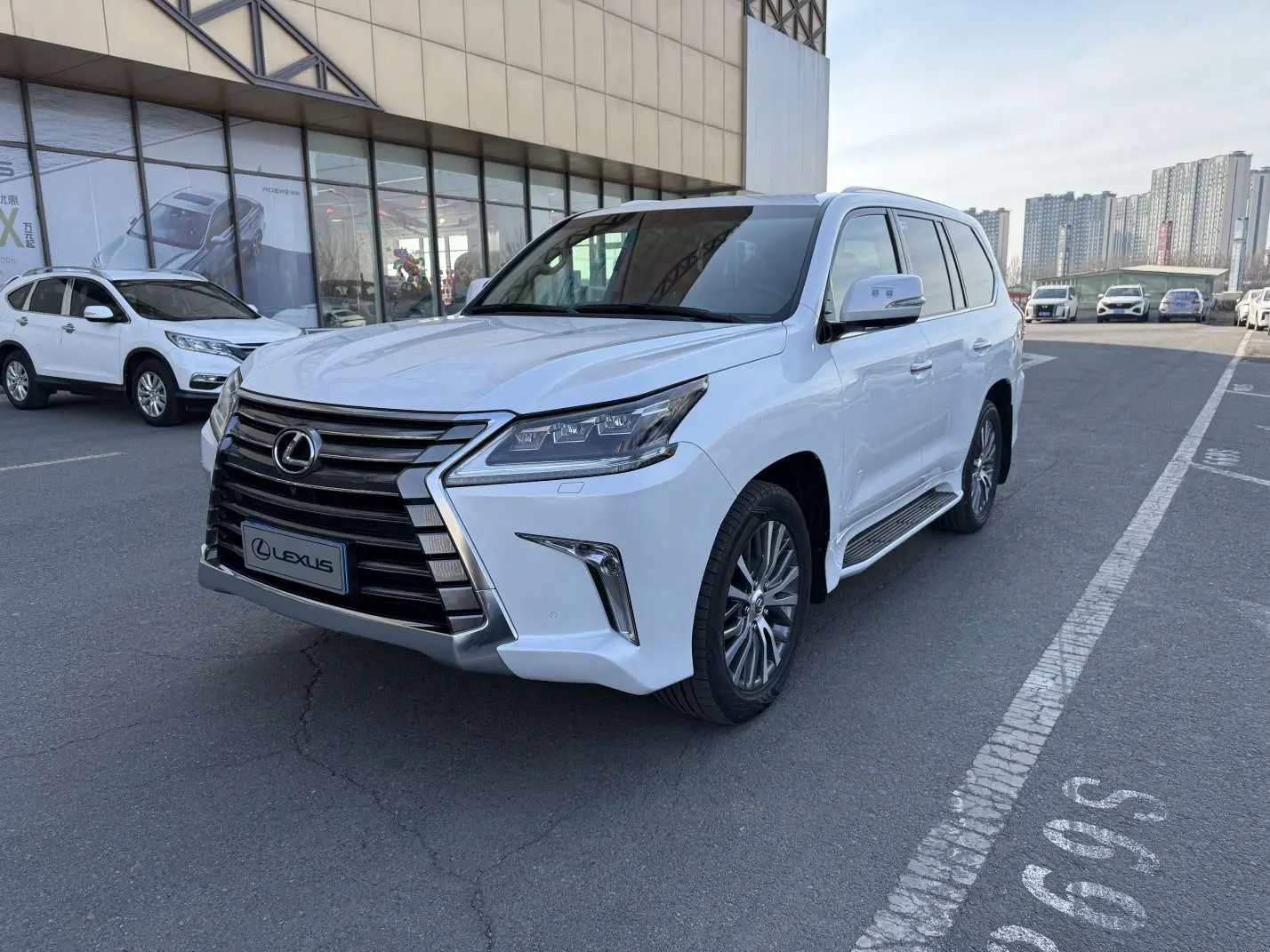 Lexus LX