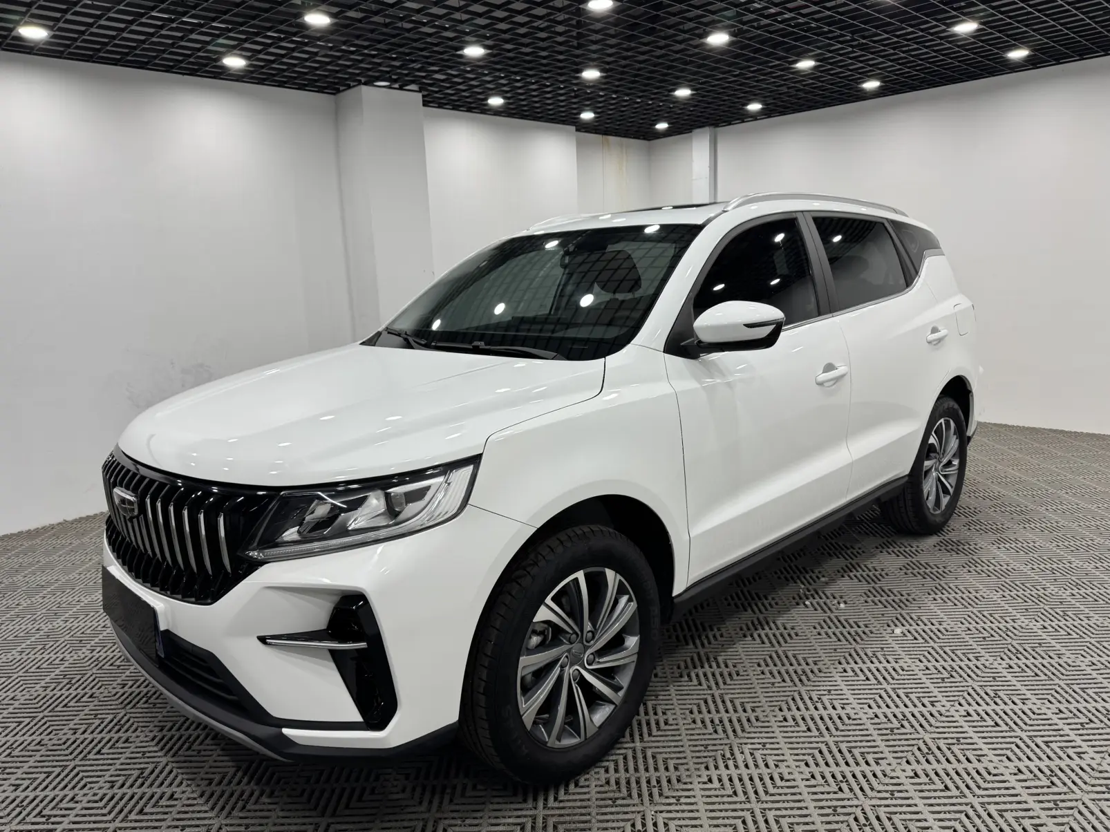 Geely Vision X6