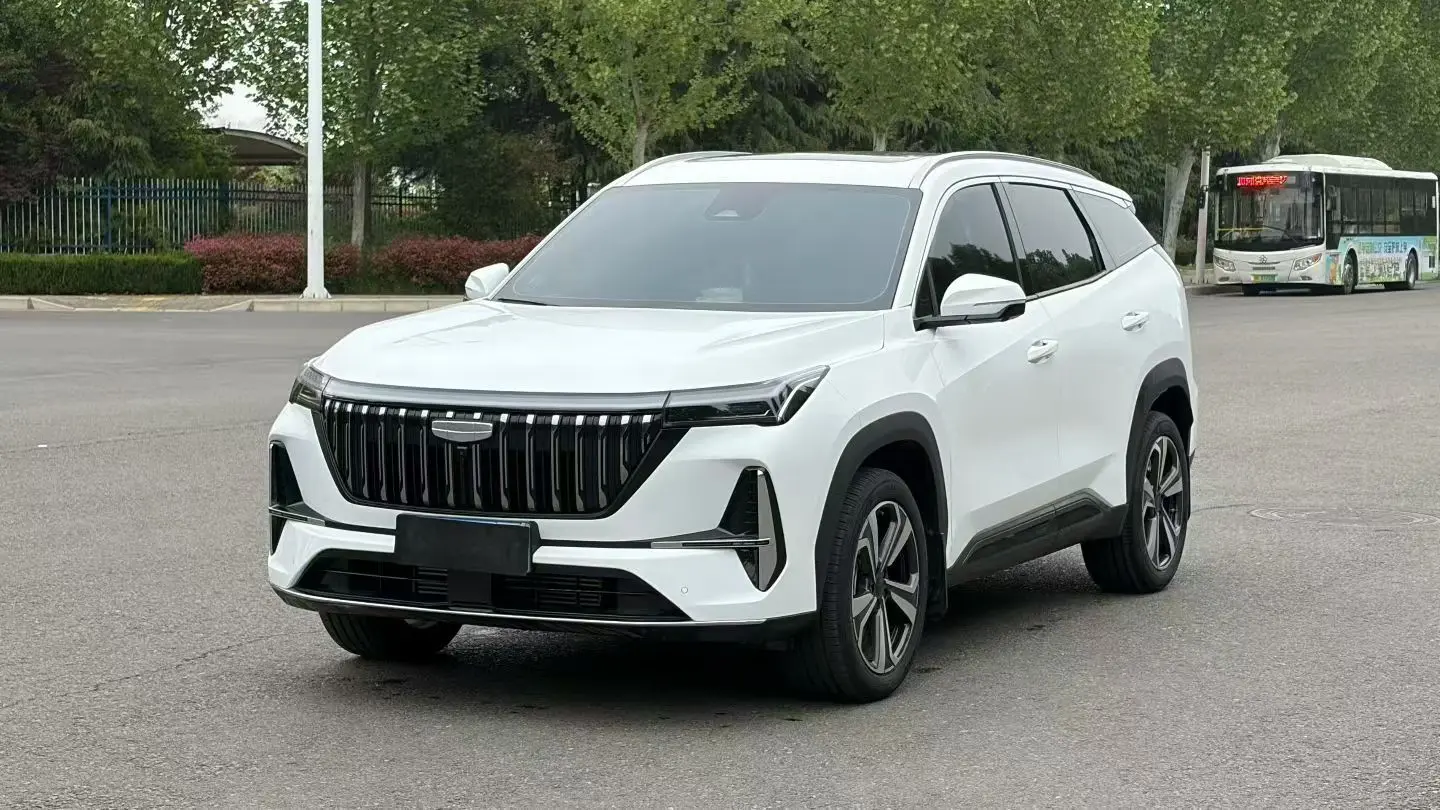 Geely Atlas L