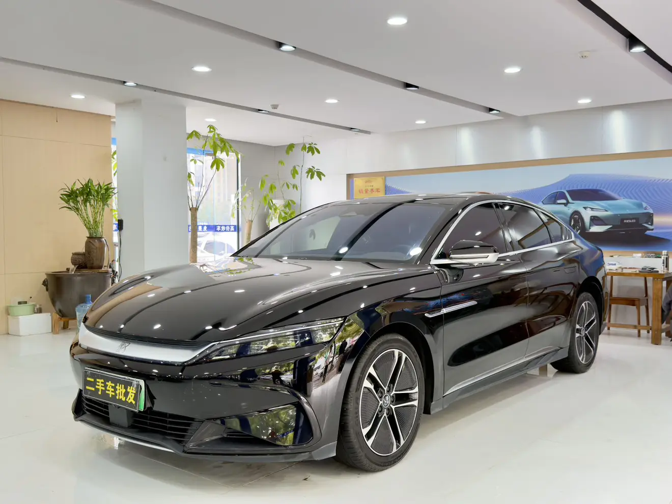 BYD Han EV