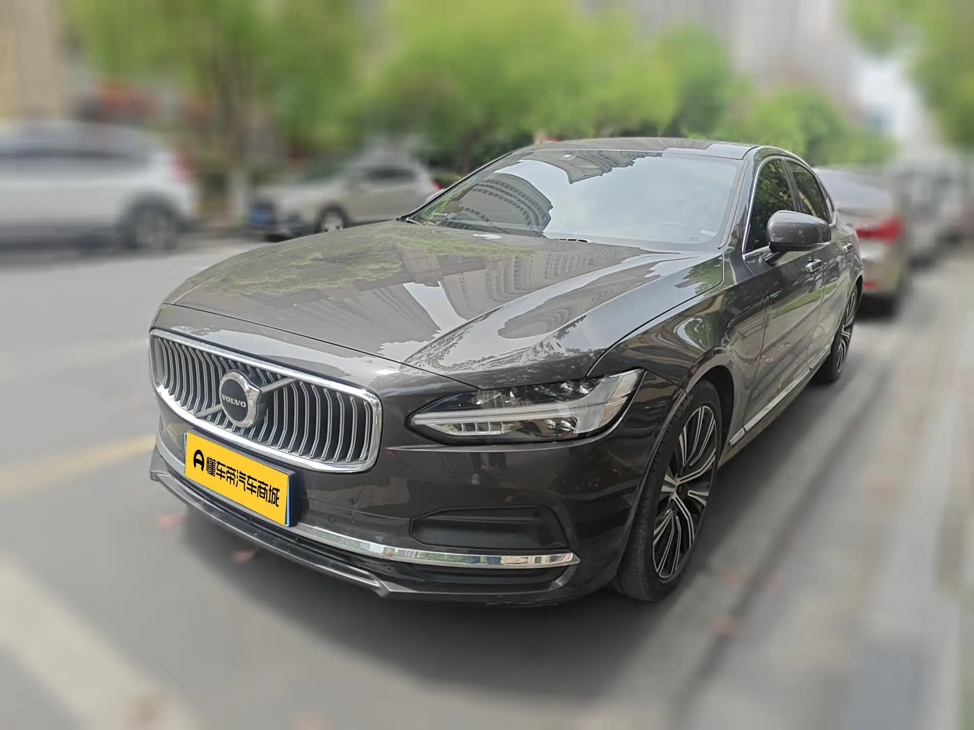 Volvo S90