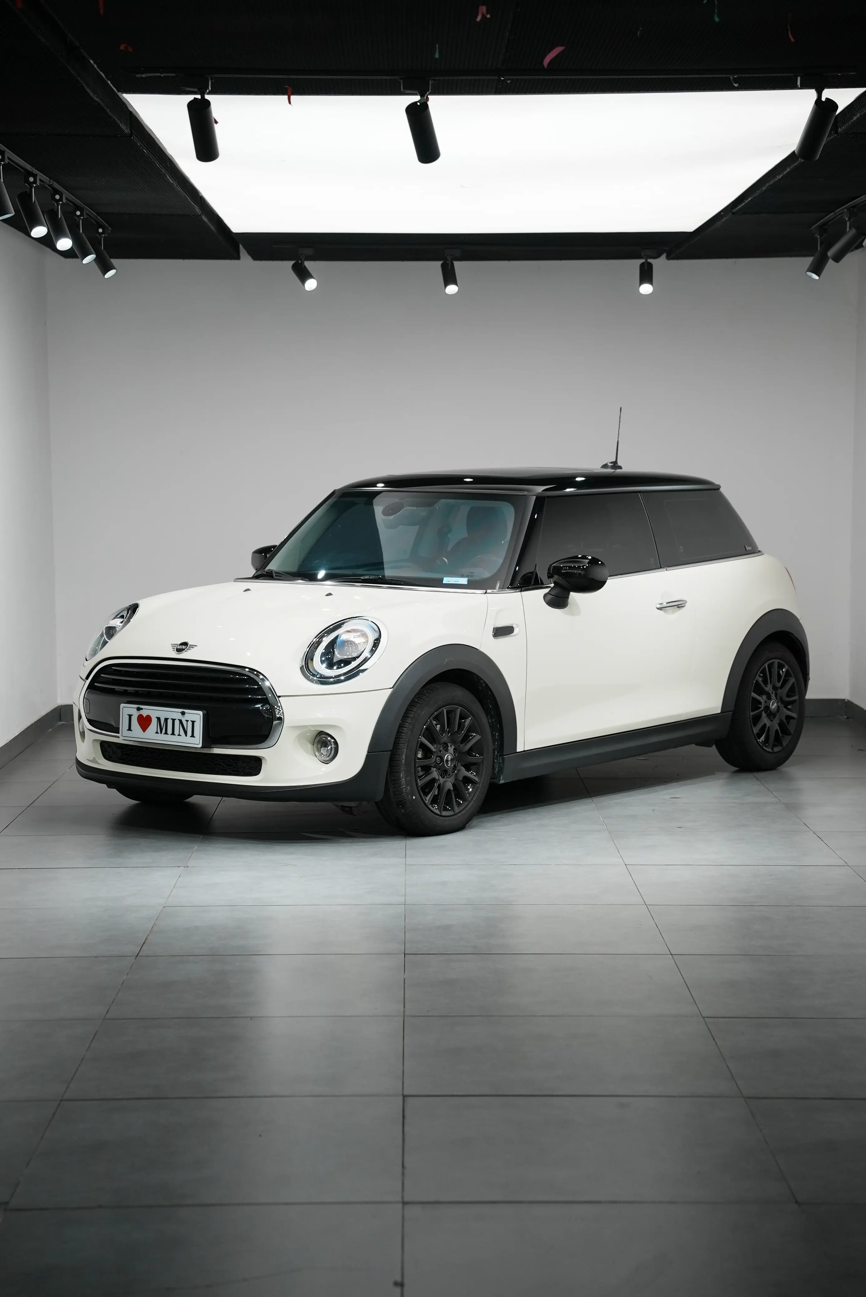 MINI MINI