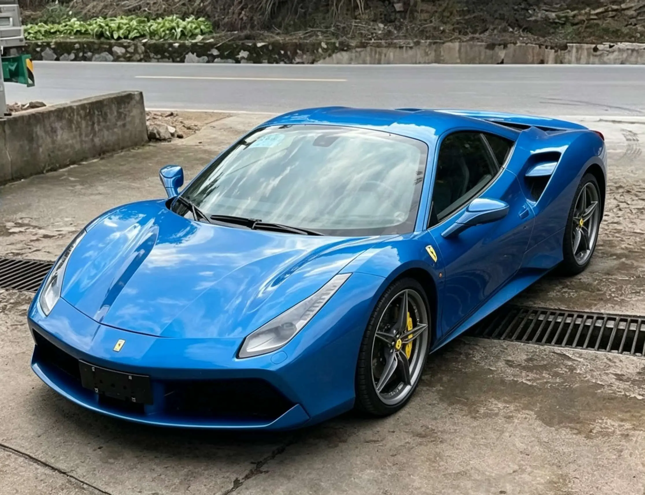 Ferrari 488