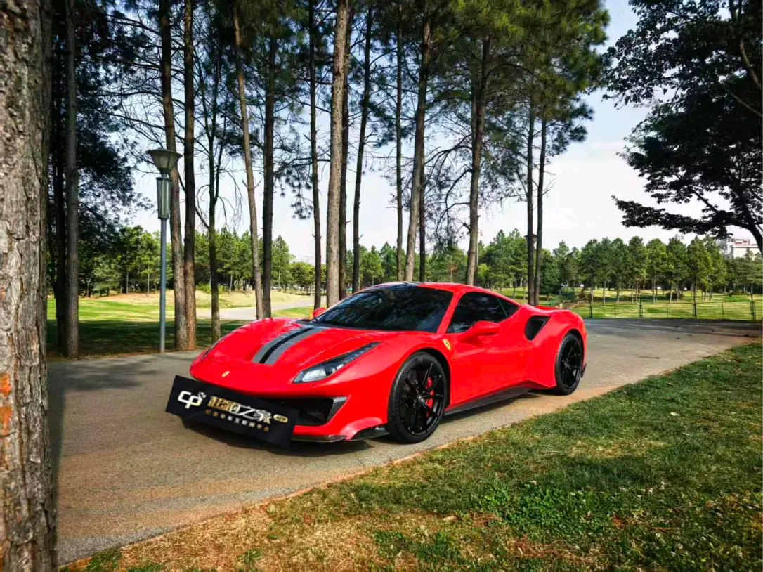 Ferrari 488