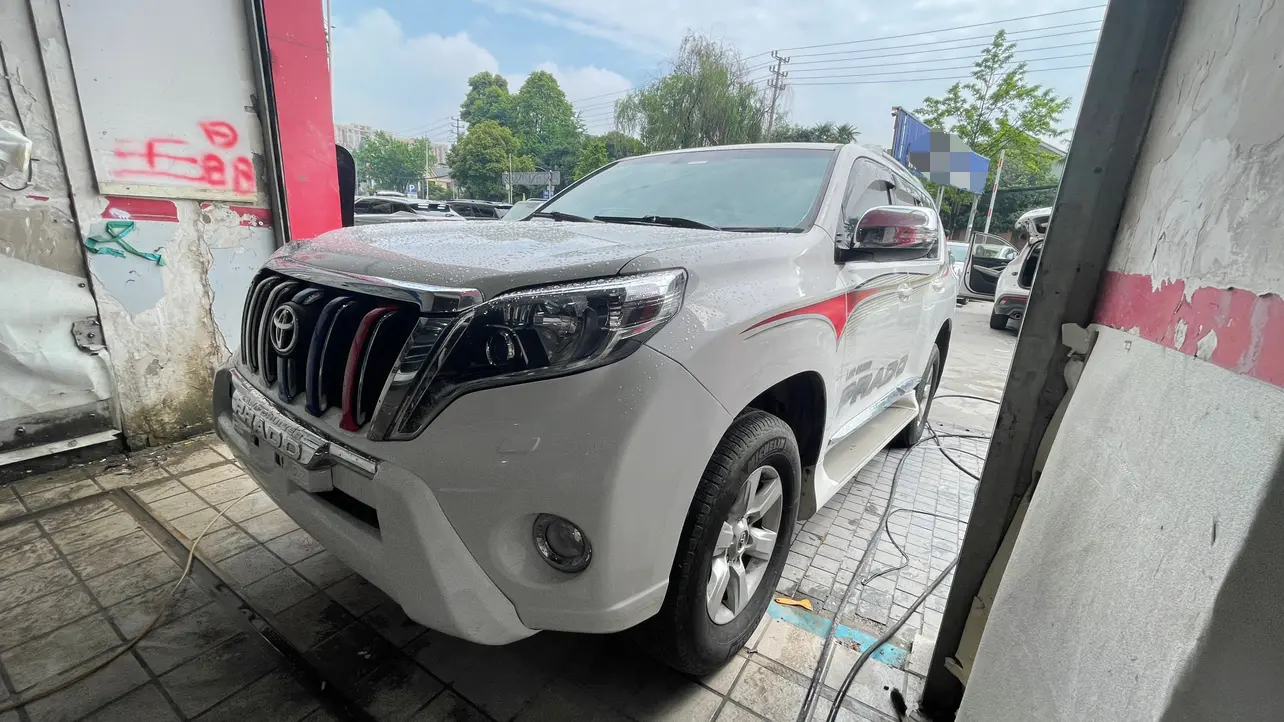 Toyota Prado