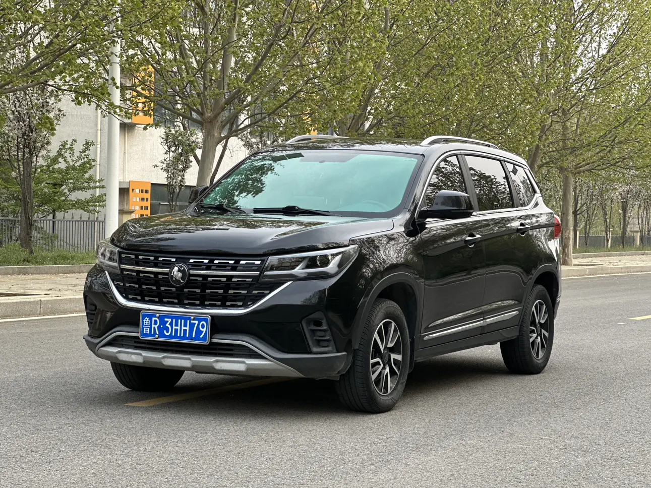 Forthing Fengxing T5