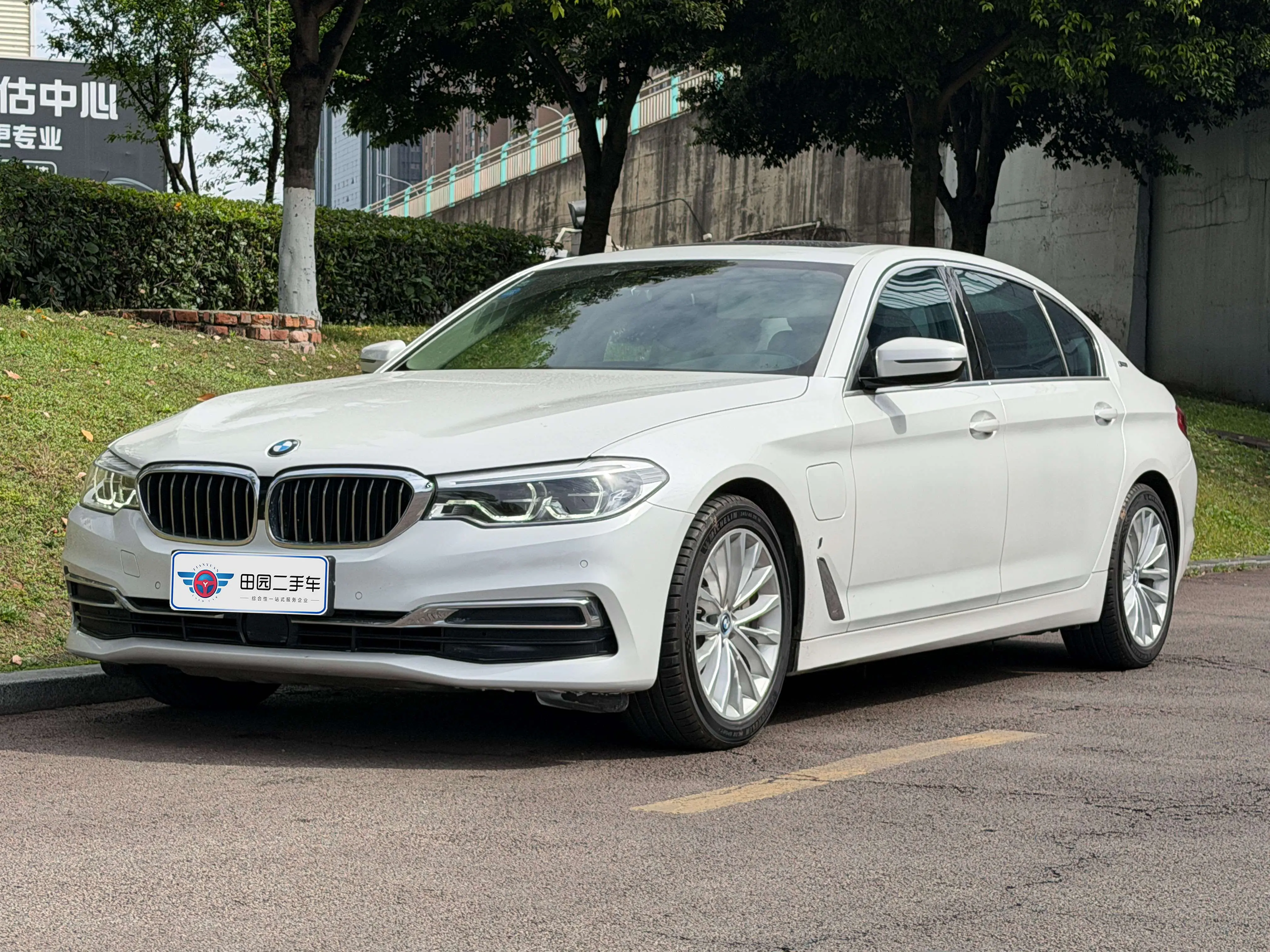 BMW 5 Series PHEV