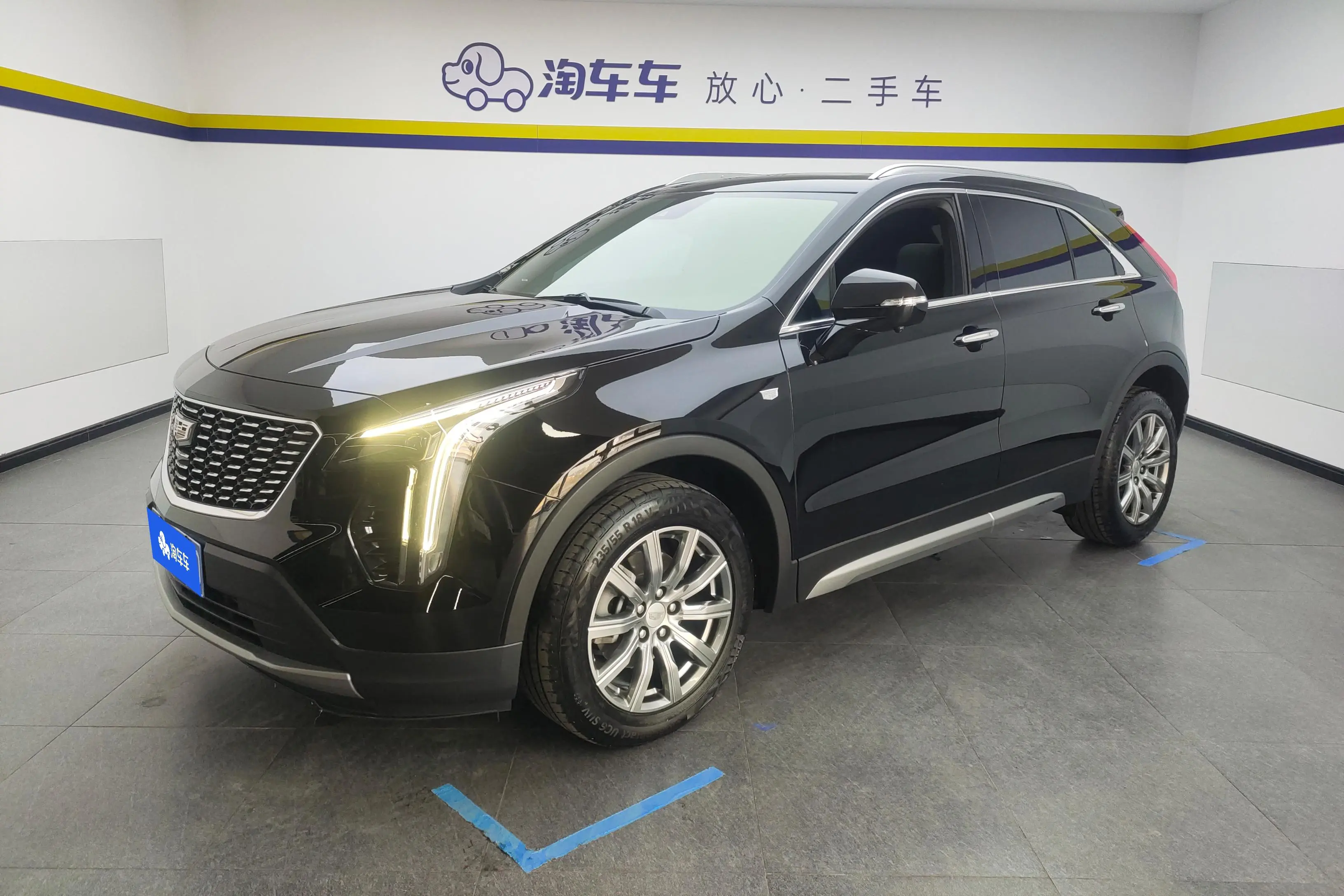 Cadillac XT4