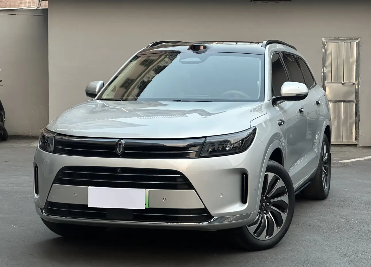 AITO M7