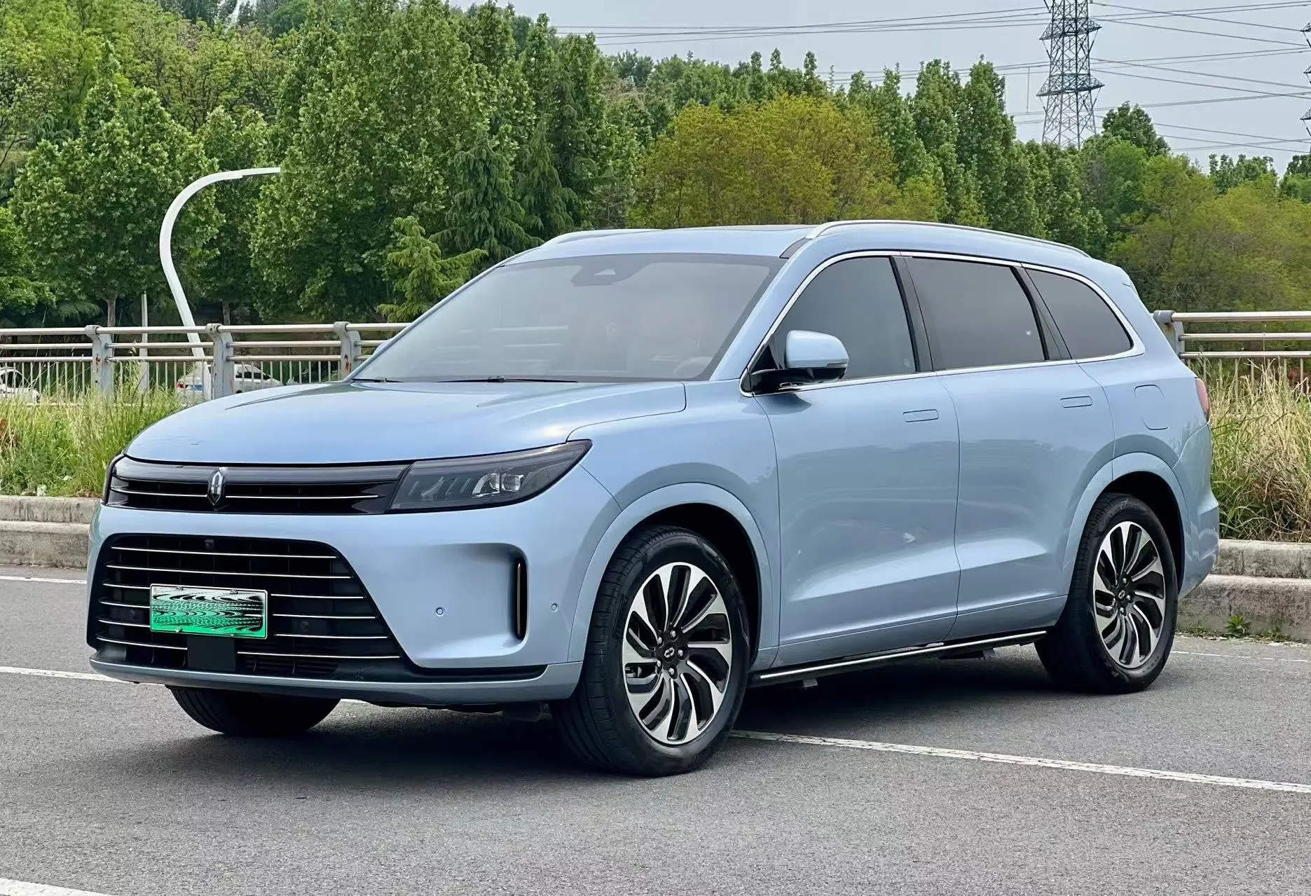 AITO M7