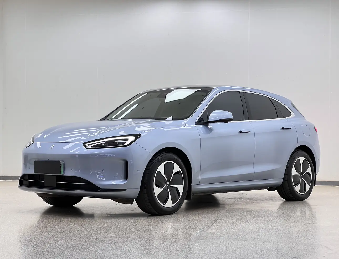 AITO M5