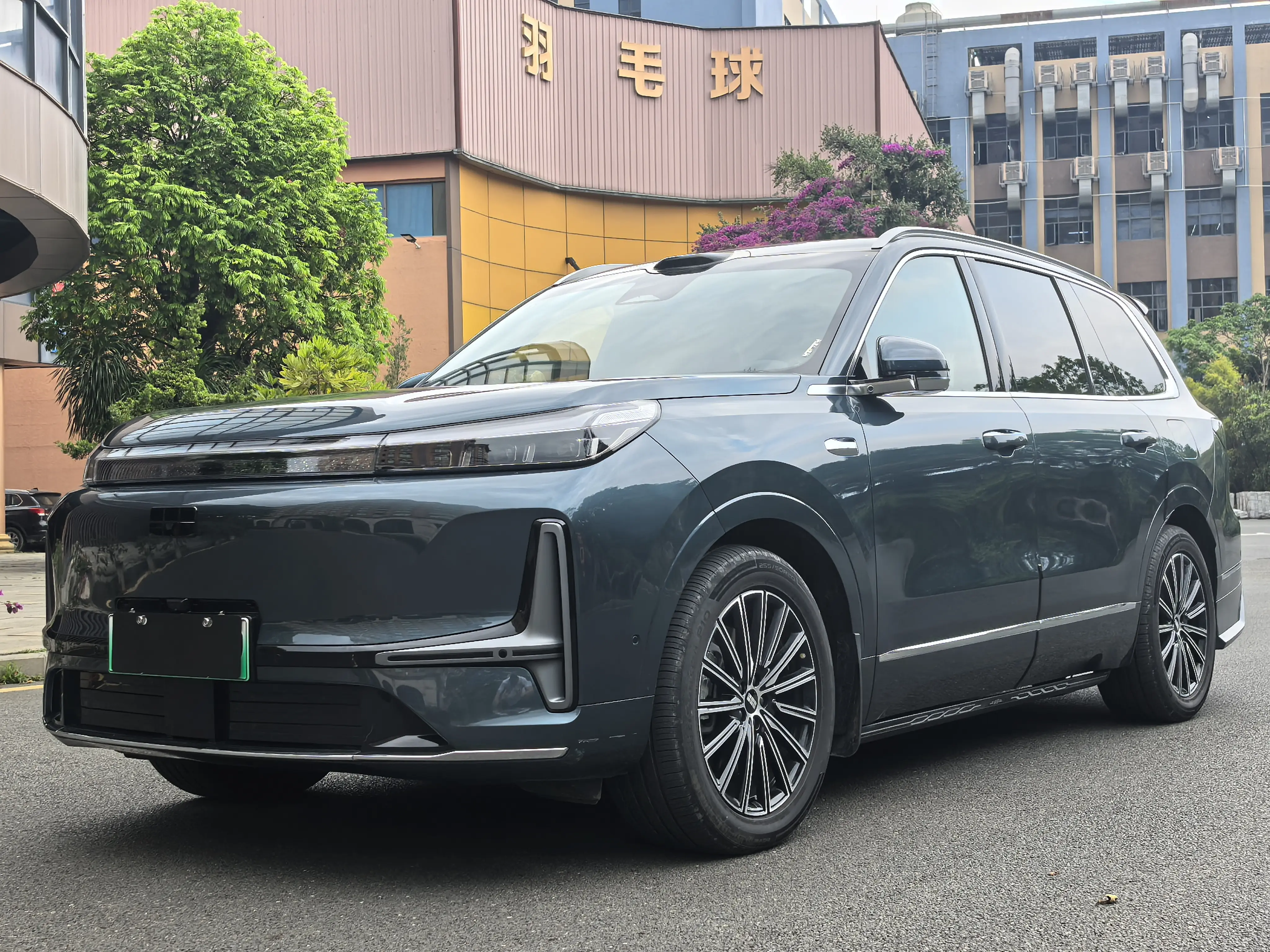 Geely Galaxy M9