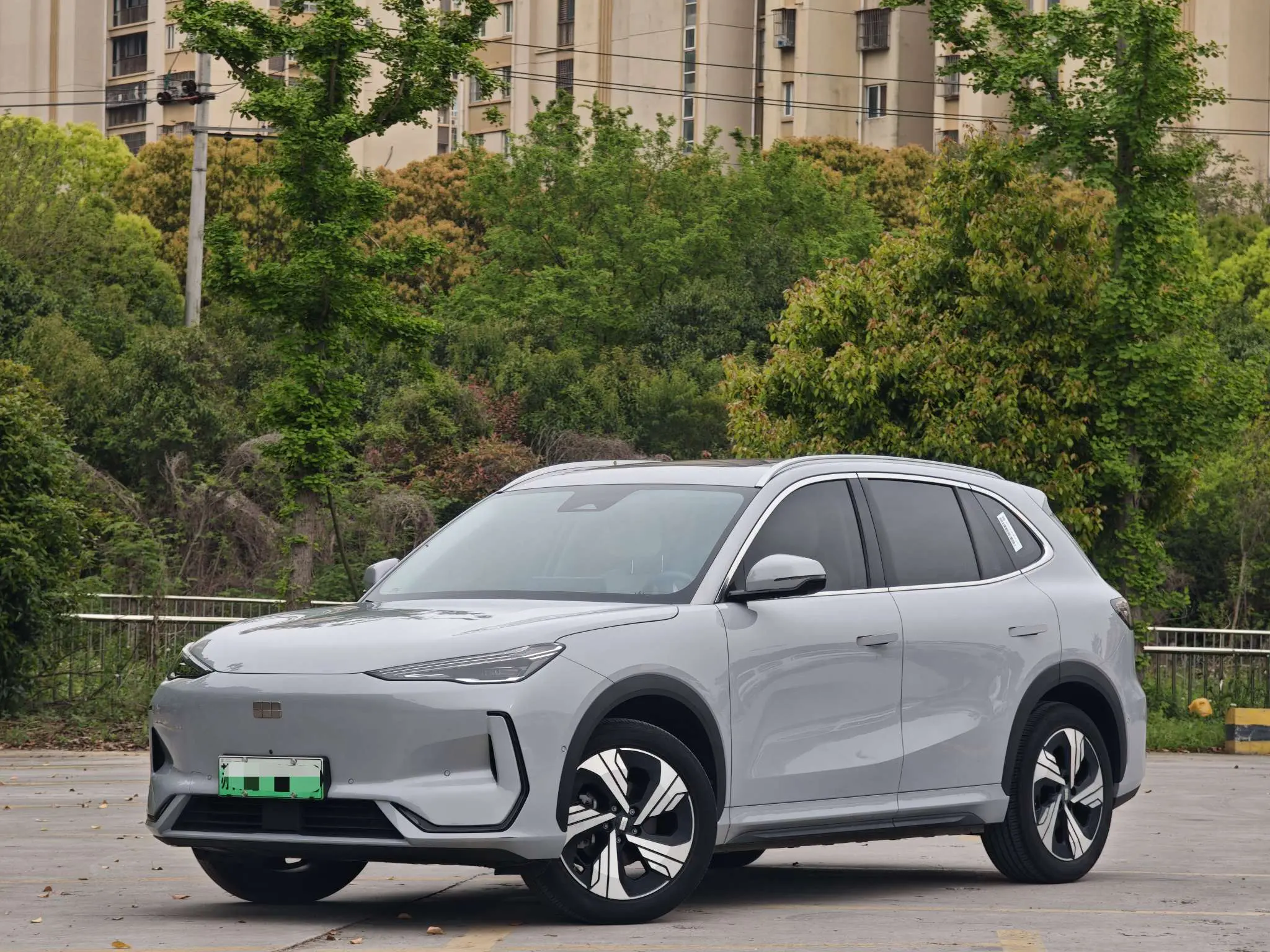 Geely Galaxy E5