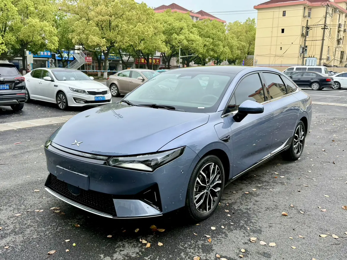 Xpeng P5