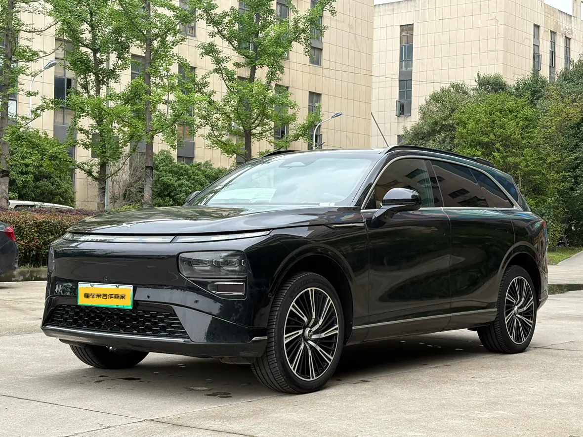 Xpeng G9