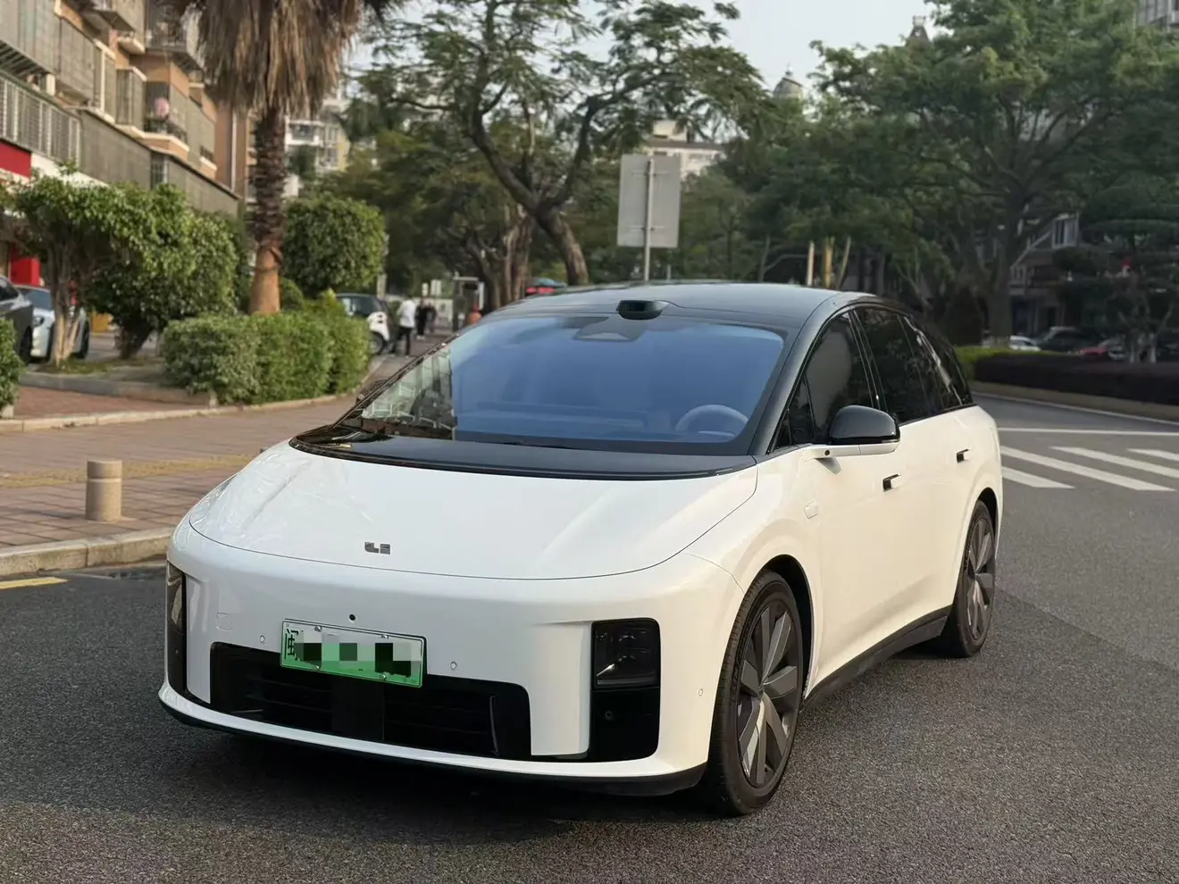 Li Ideal i8