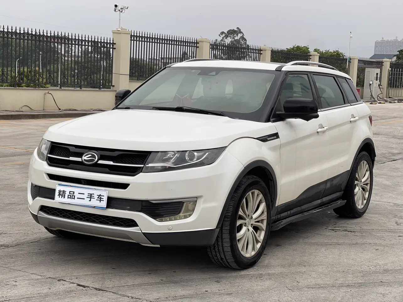 Lu Feng Landwind X7