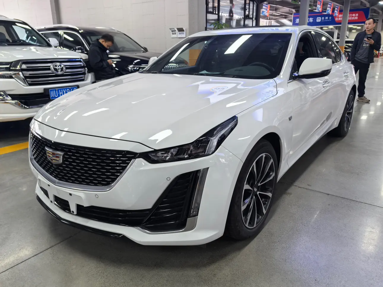 Cadillac CT5