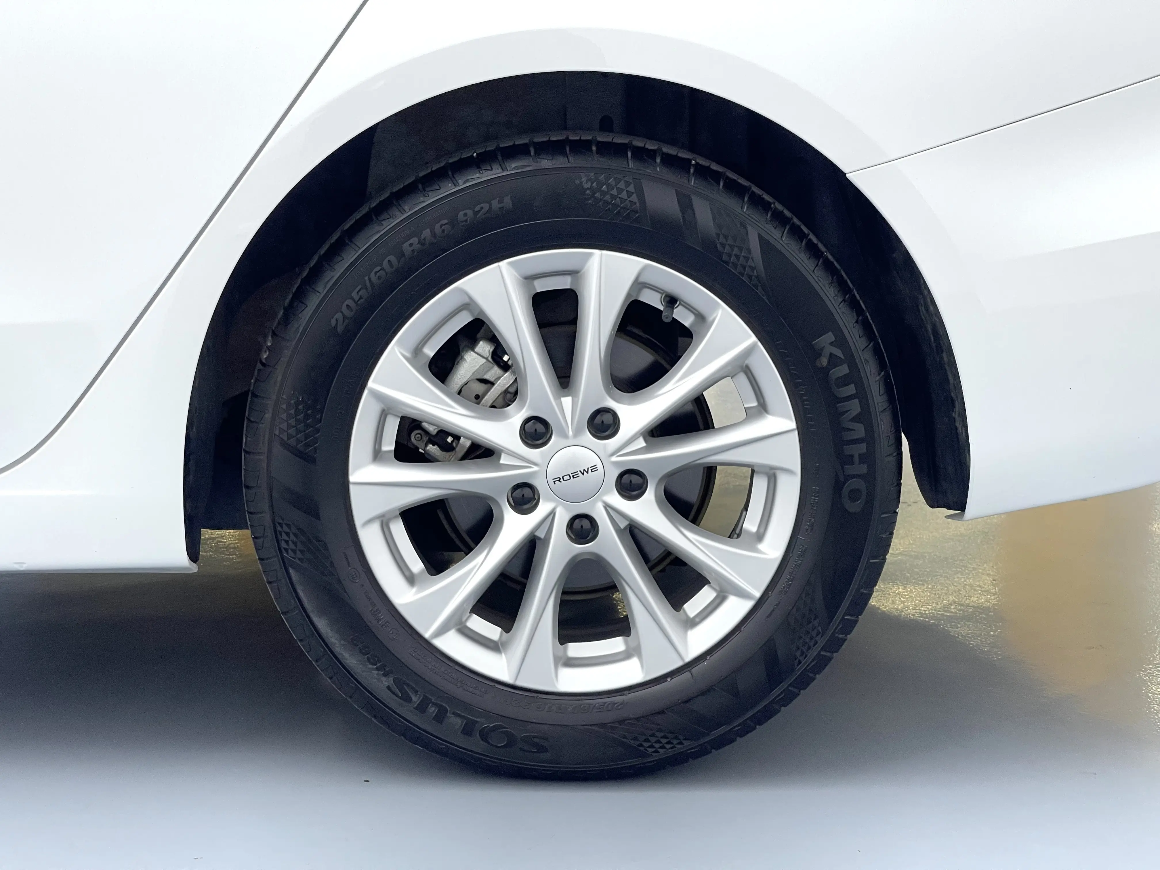 Roewe i5