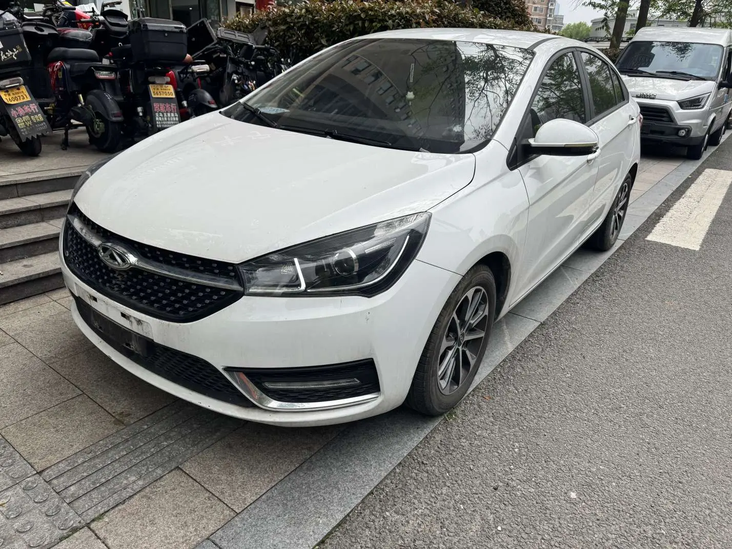Chery Arrizo 5