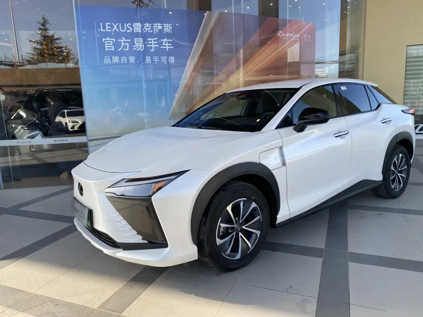 Lexus RZ