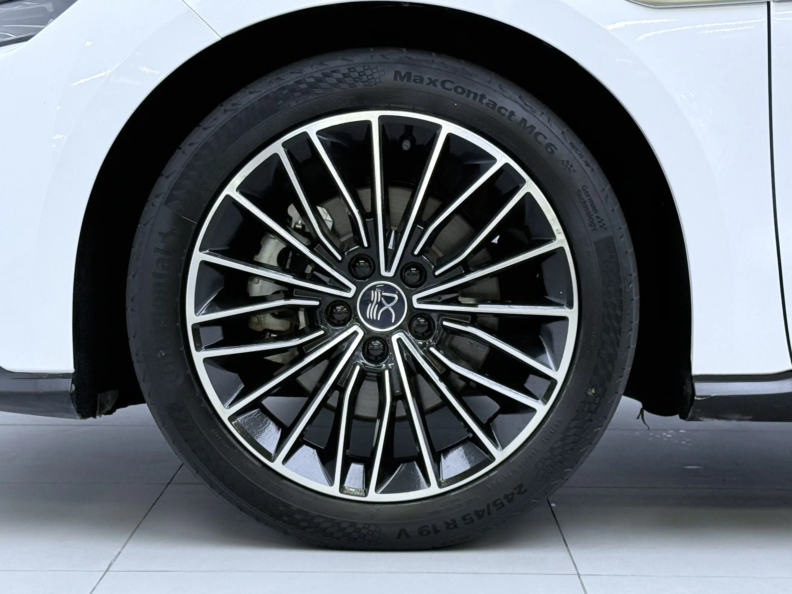 BYD Han EV