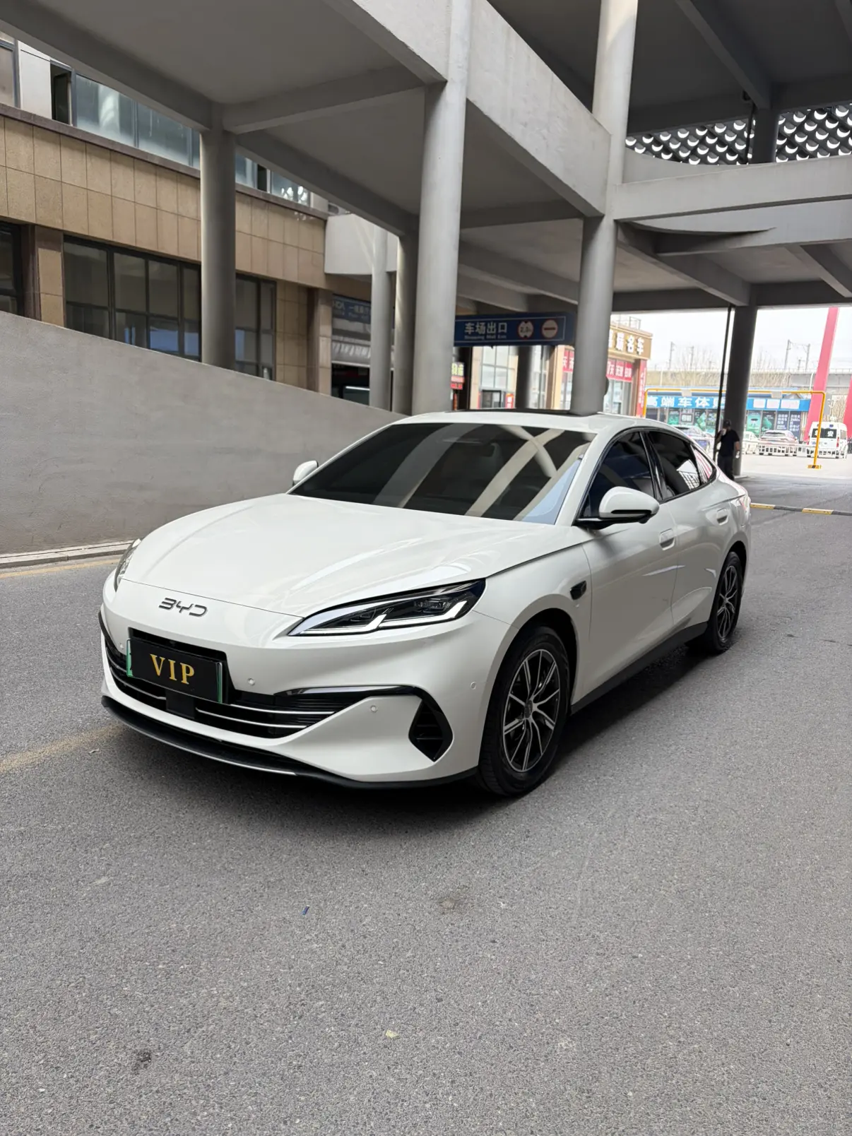 BYD Seal 06DM
