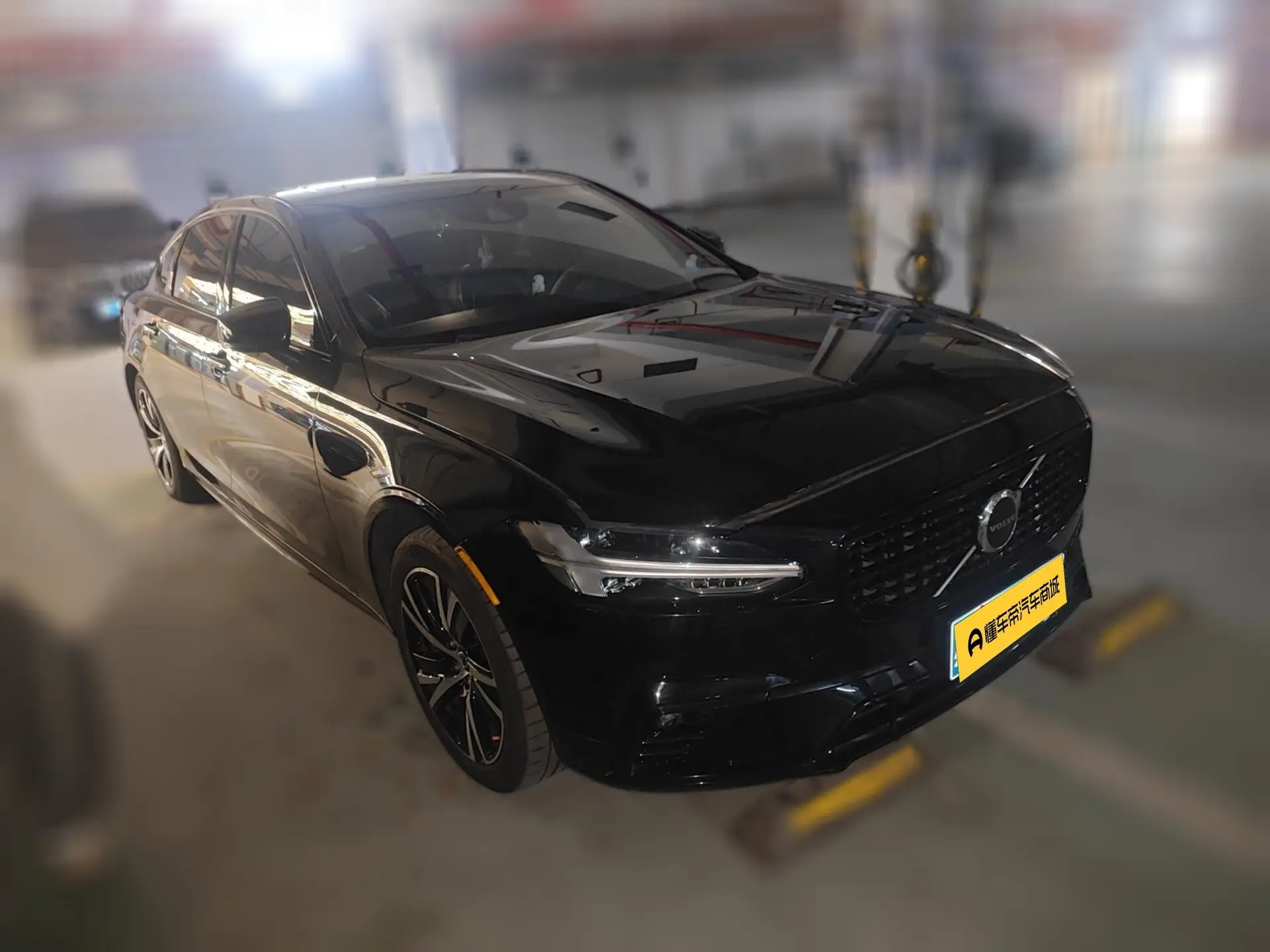 Volvo S90