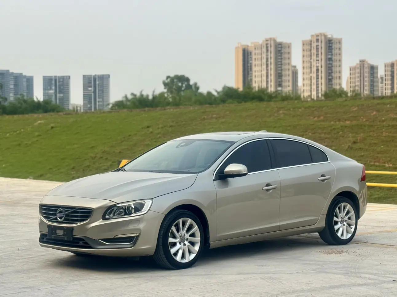 Volvo S60