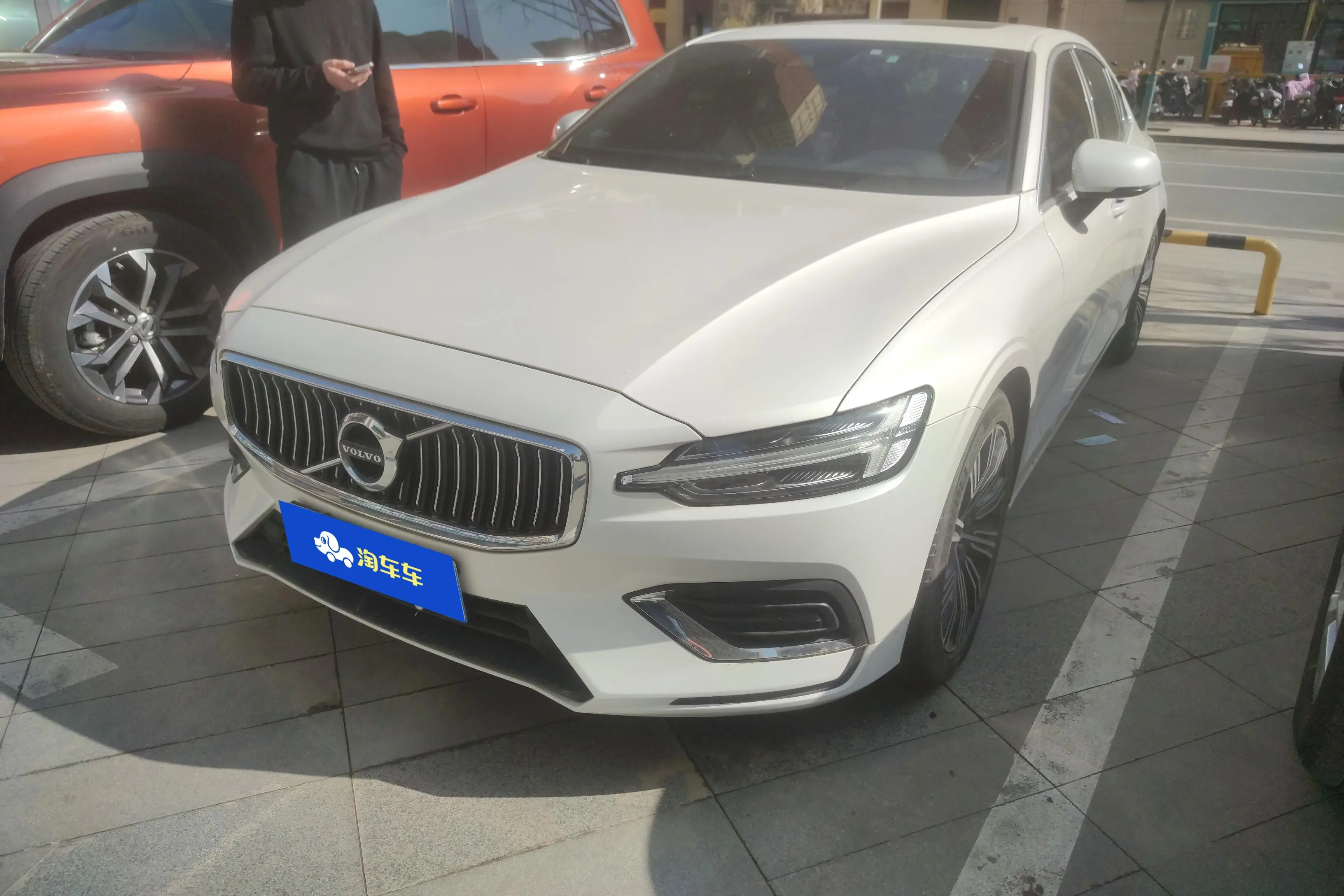 Volvo S60