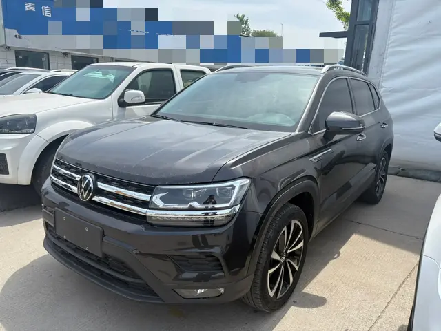 Volkswagen Tharu
