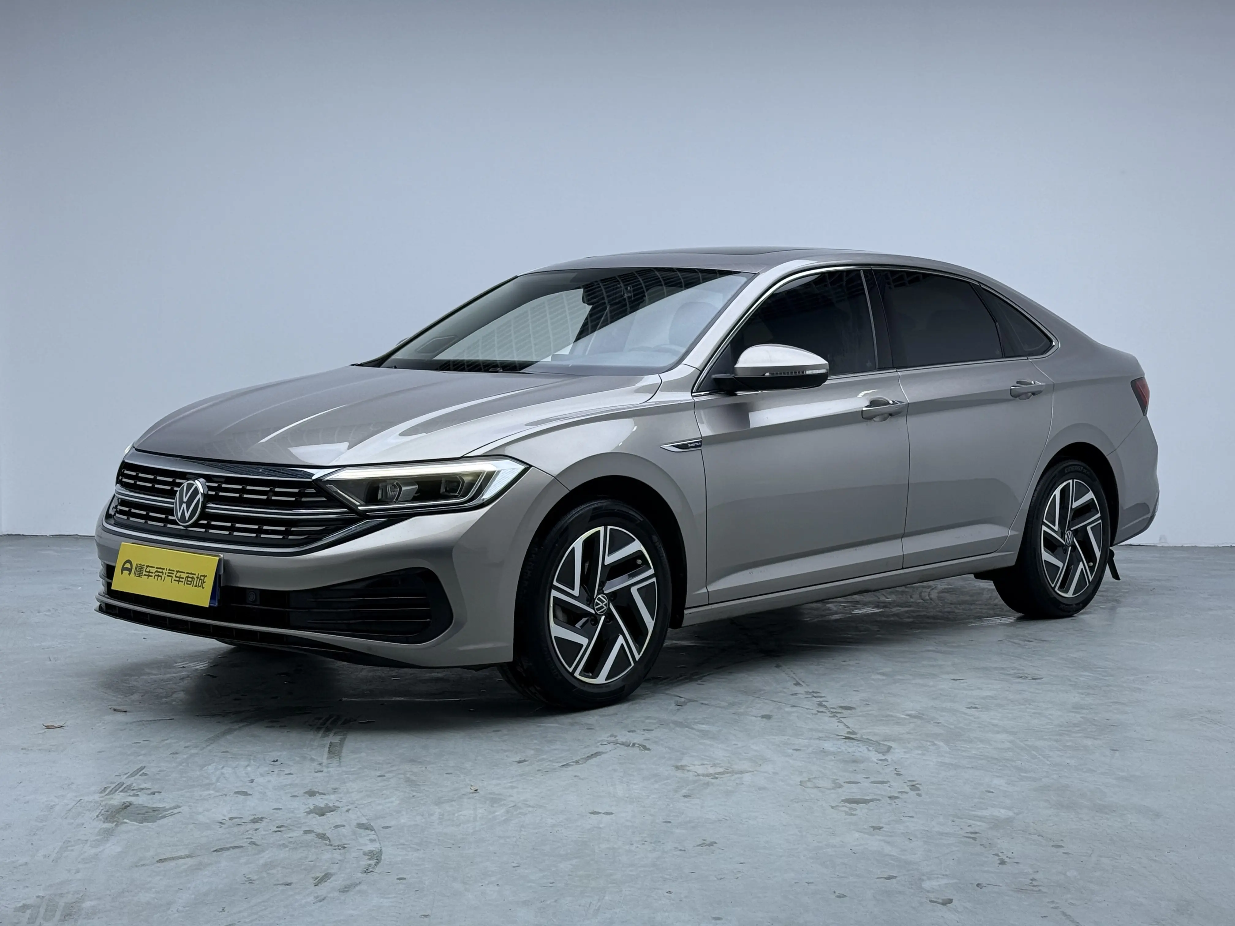 Volkswagen Sagitar