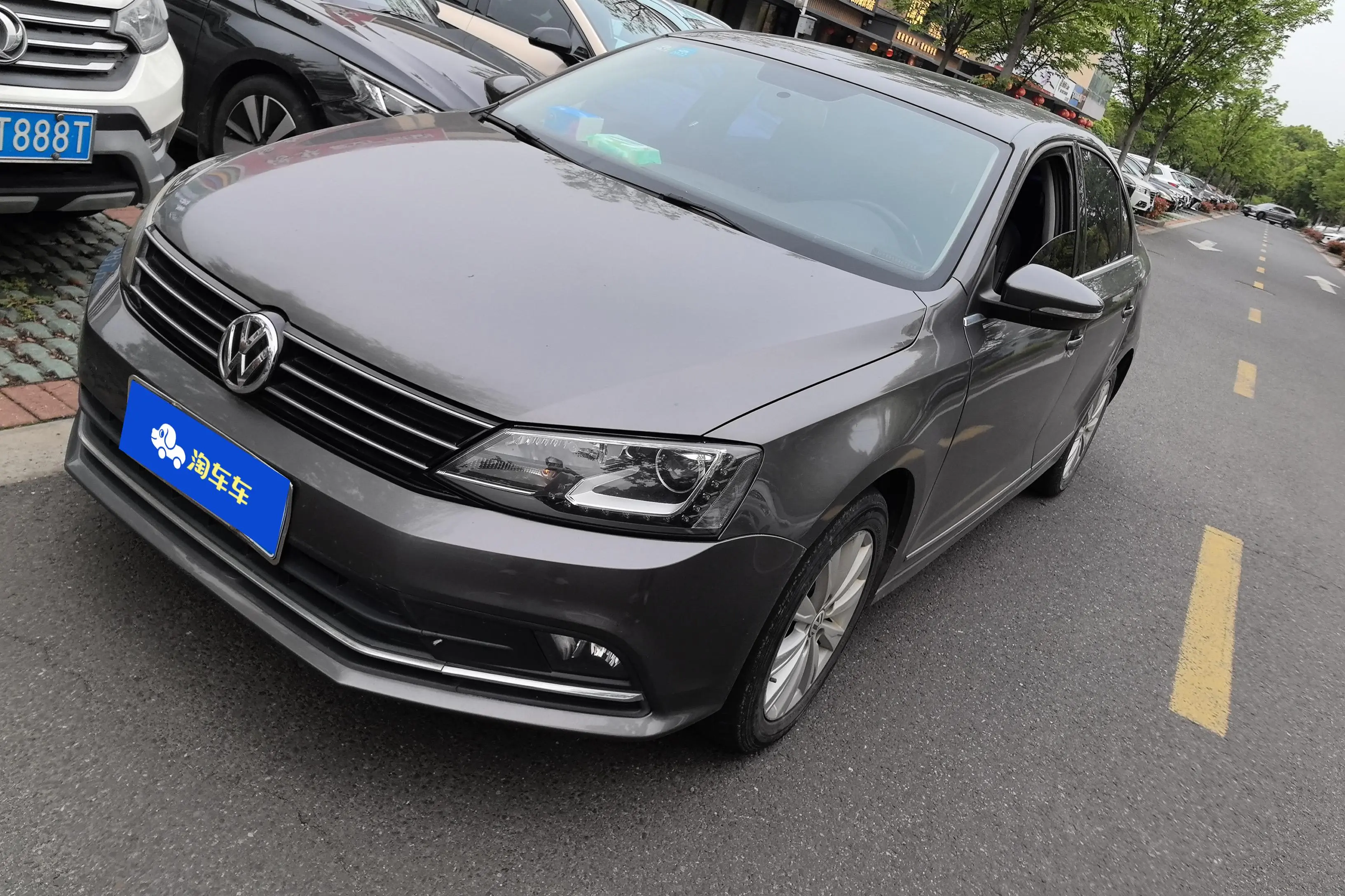 Volkswagen Sagitar