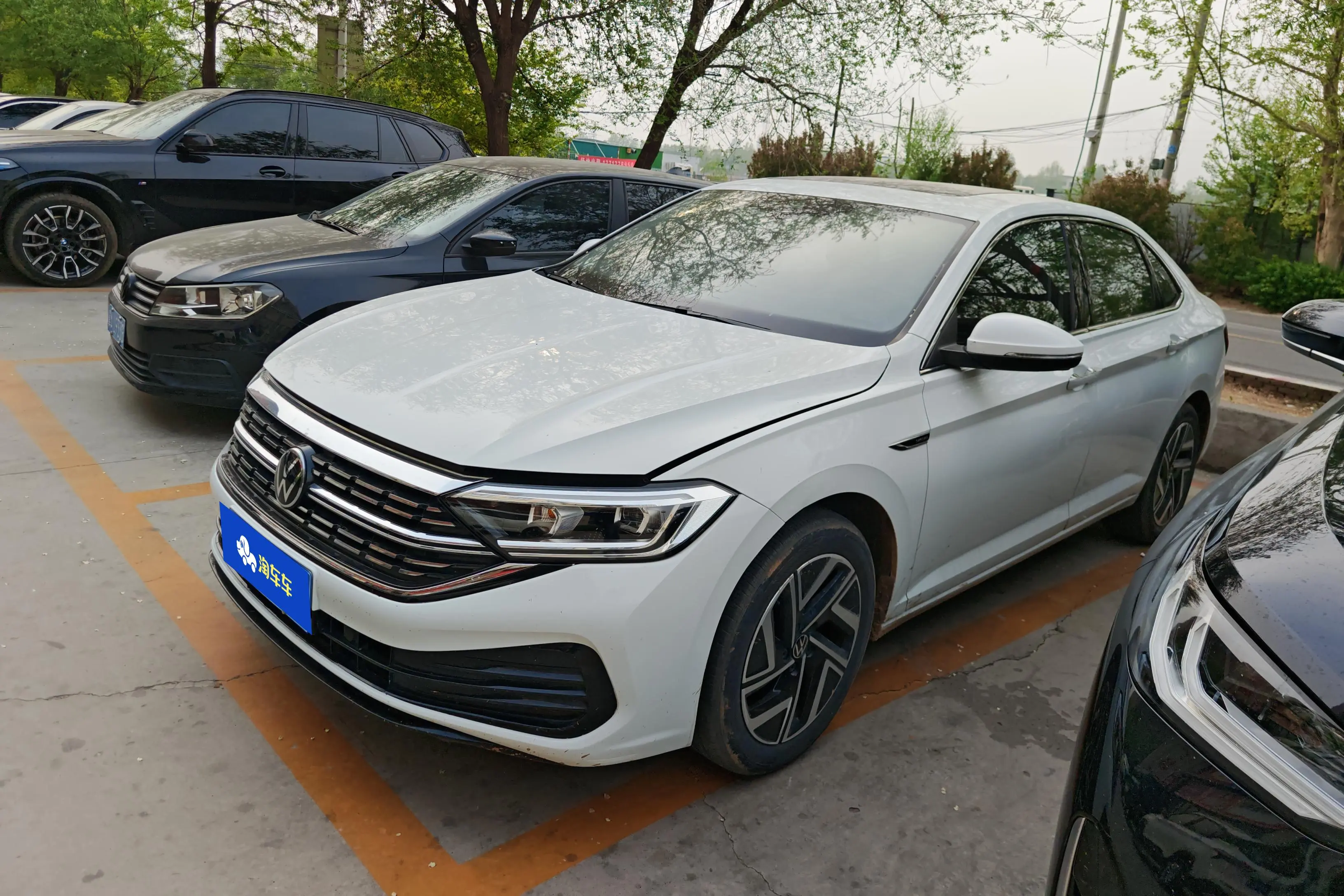 Volkswagen Sagitar