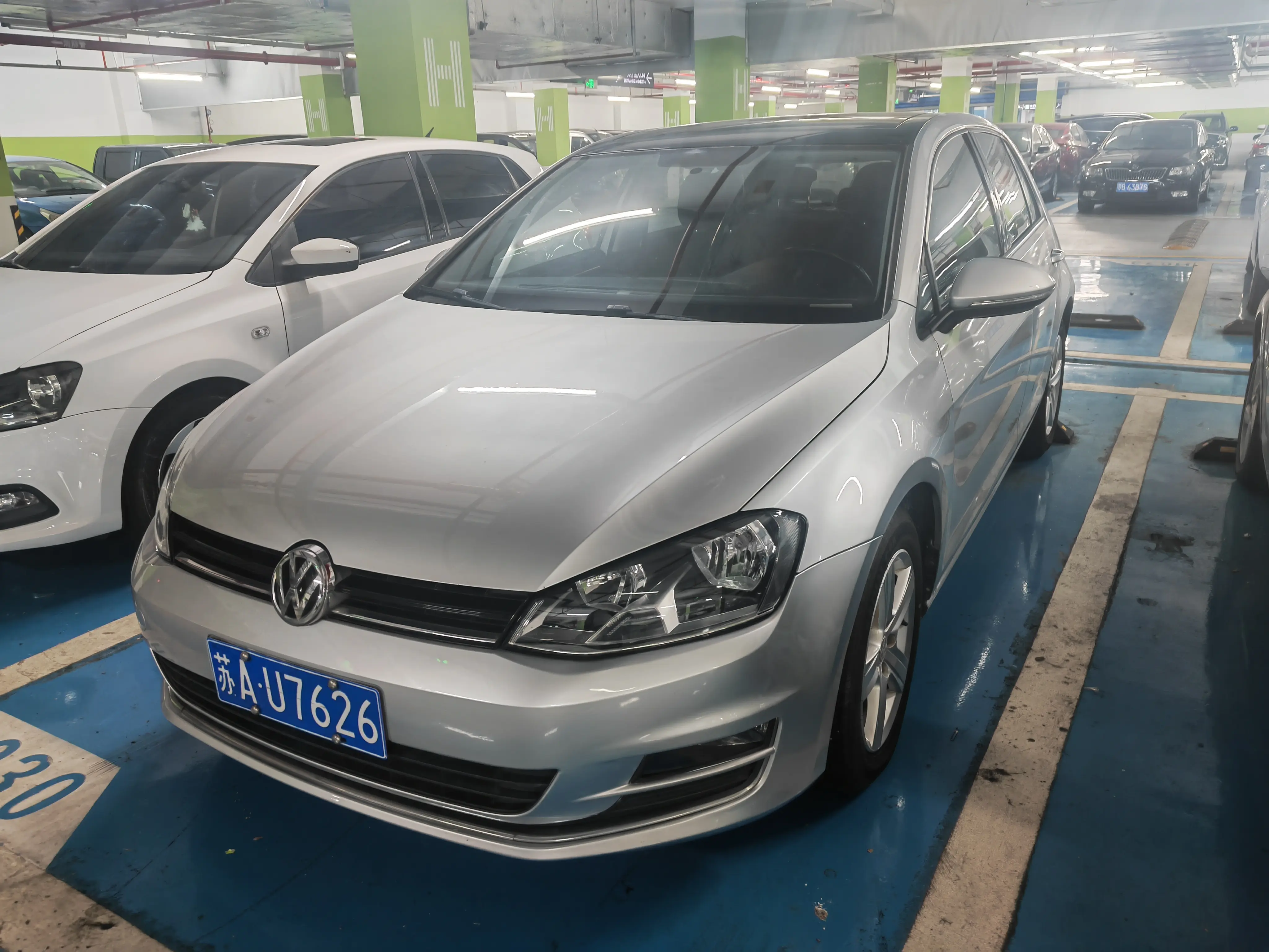 Volkswagen Golf