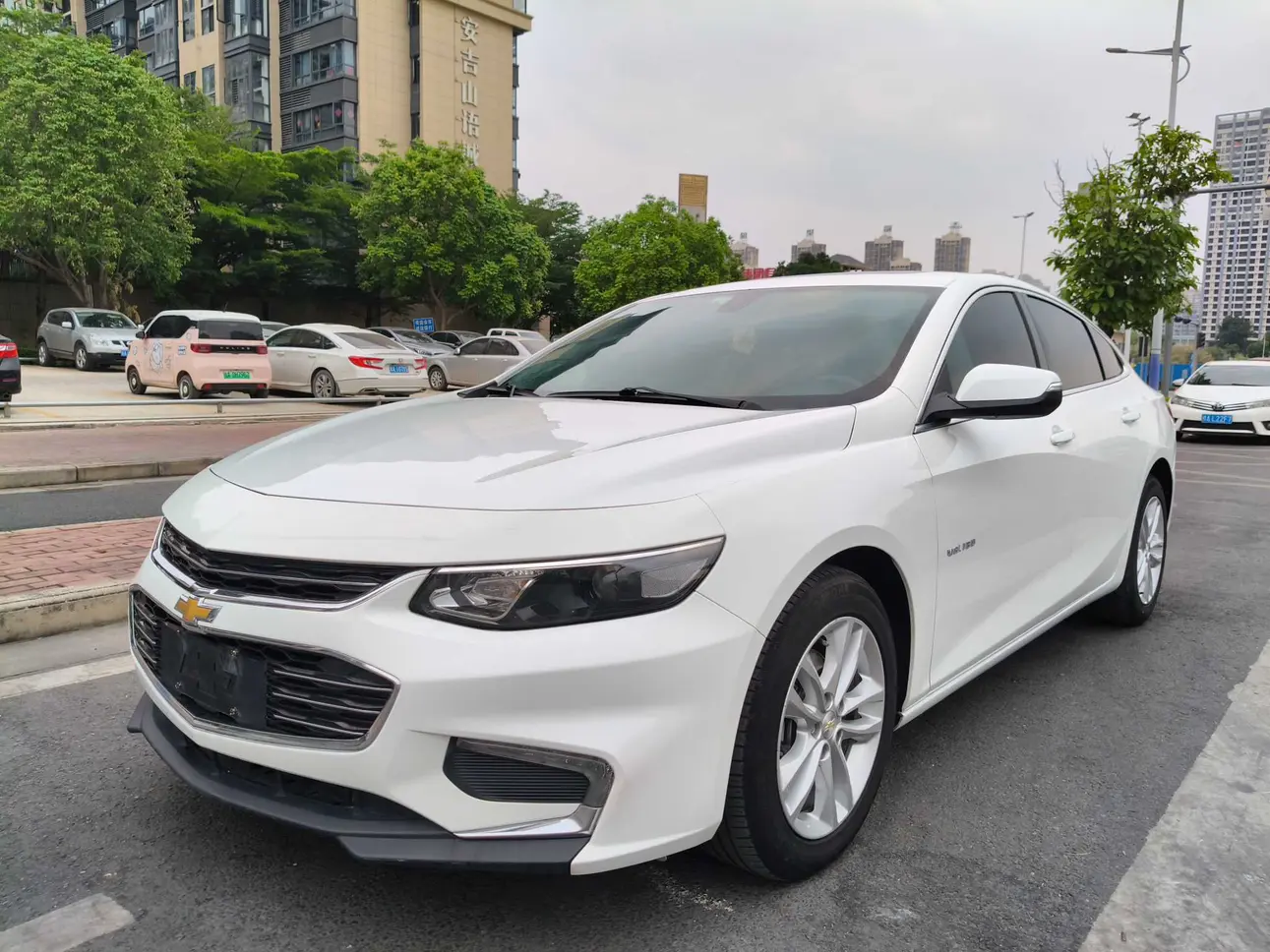 Chevrolet Malibu XL