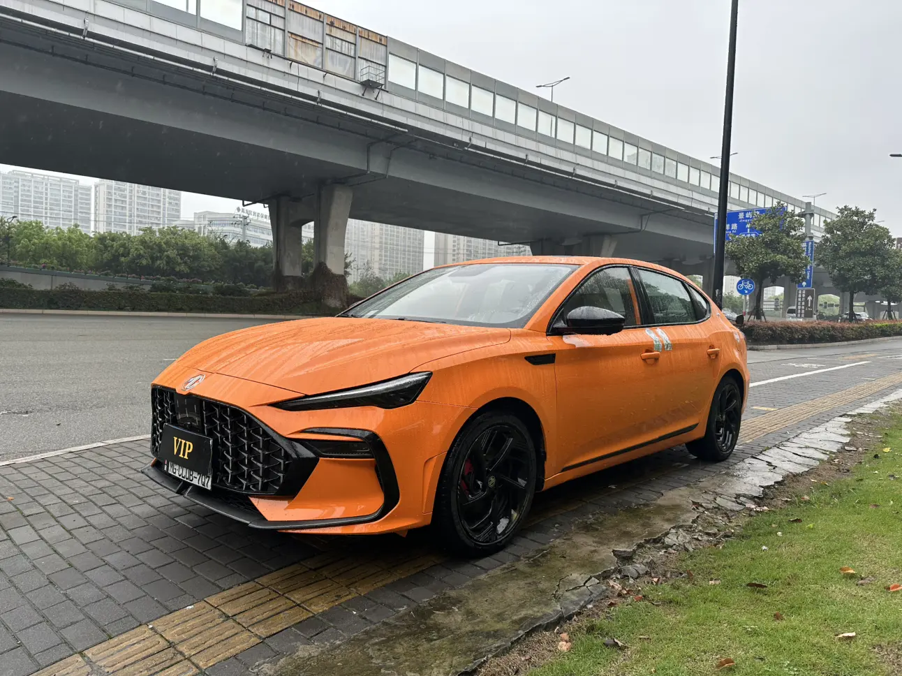 MG 6