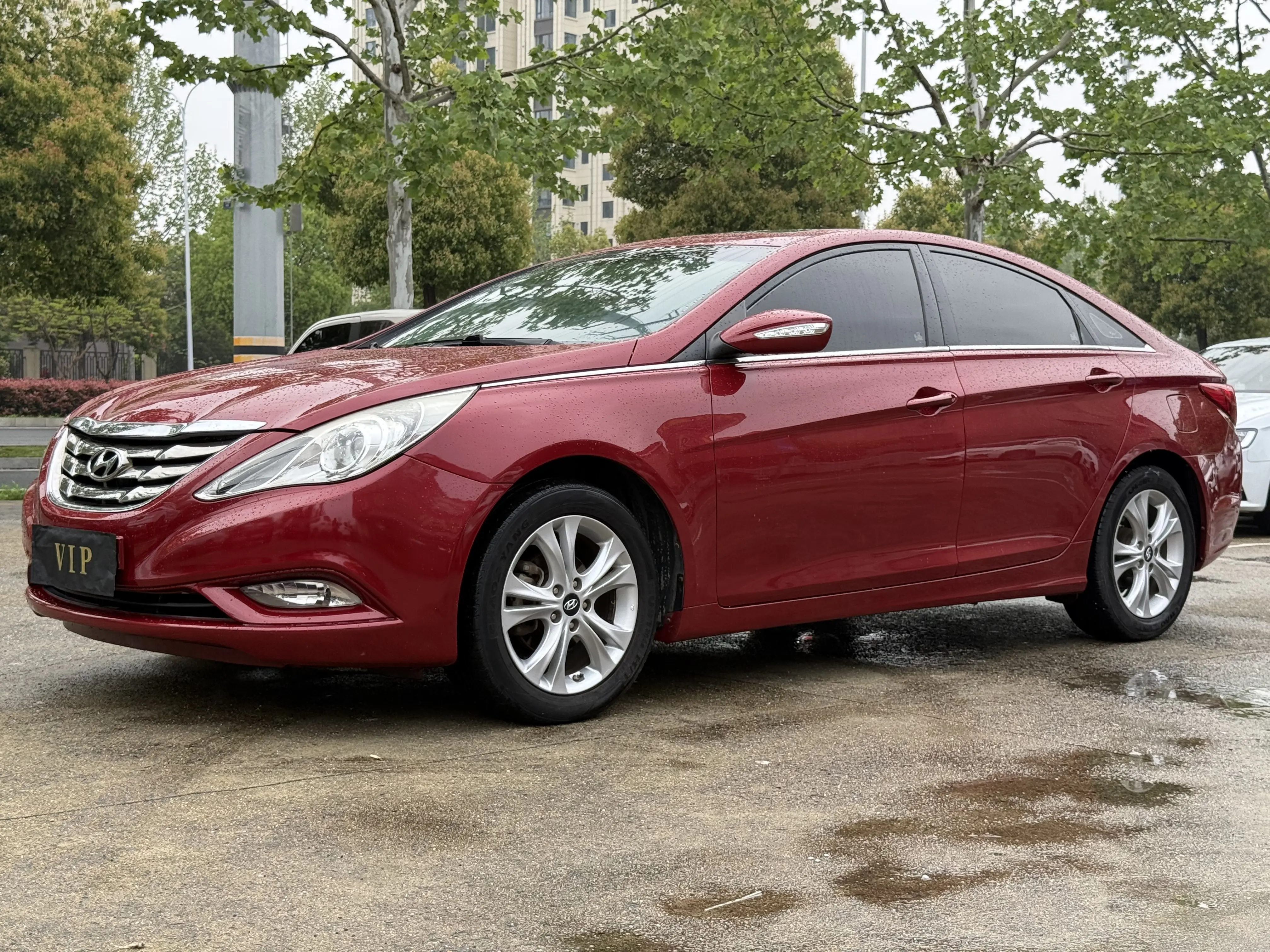 Hyundai Sonata eight