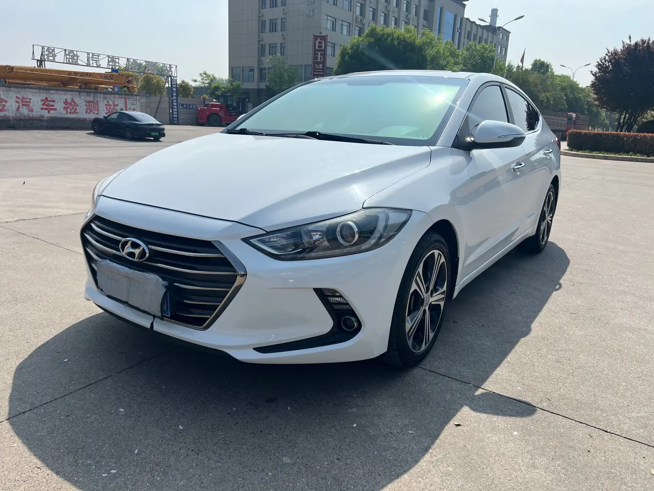 Hyundai Lead
